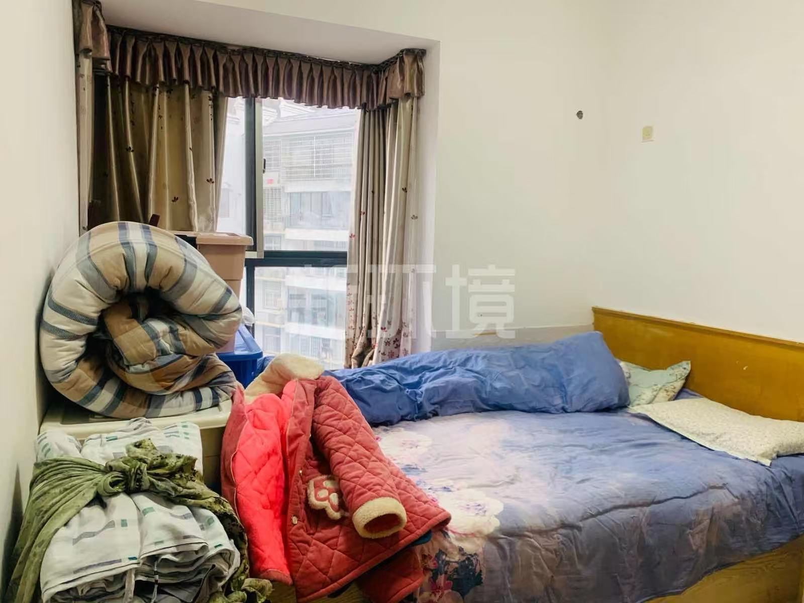 天健佳苑 3室2厅1卫 1250.0元/月 天健佳苑 3室2厅1卫 1250.0元/月室内图