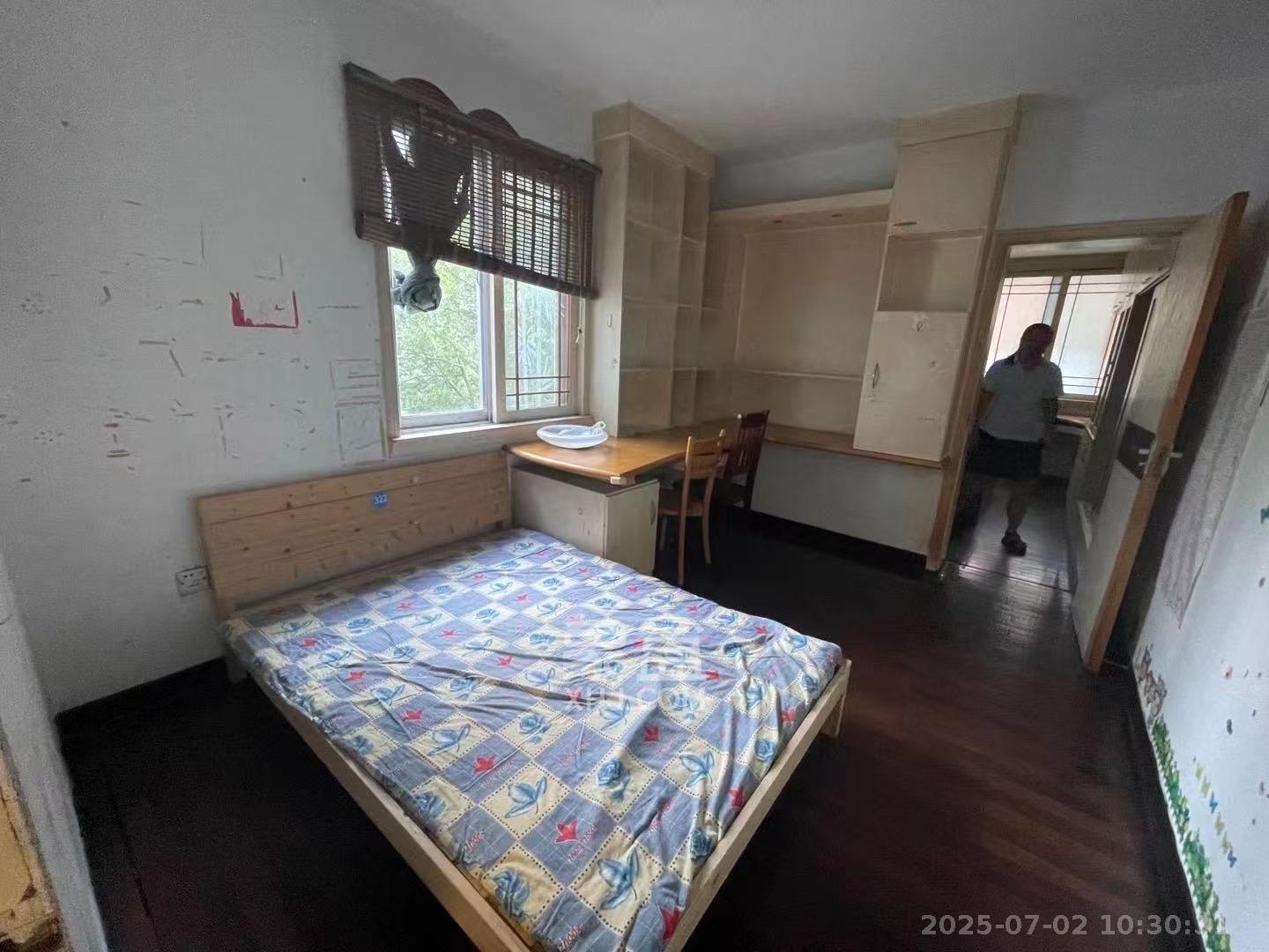 湖南省农业厅  3室2厅2卫   3000.00元/月