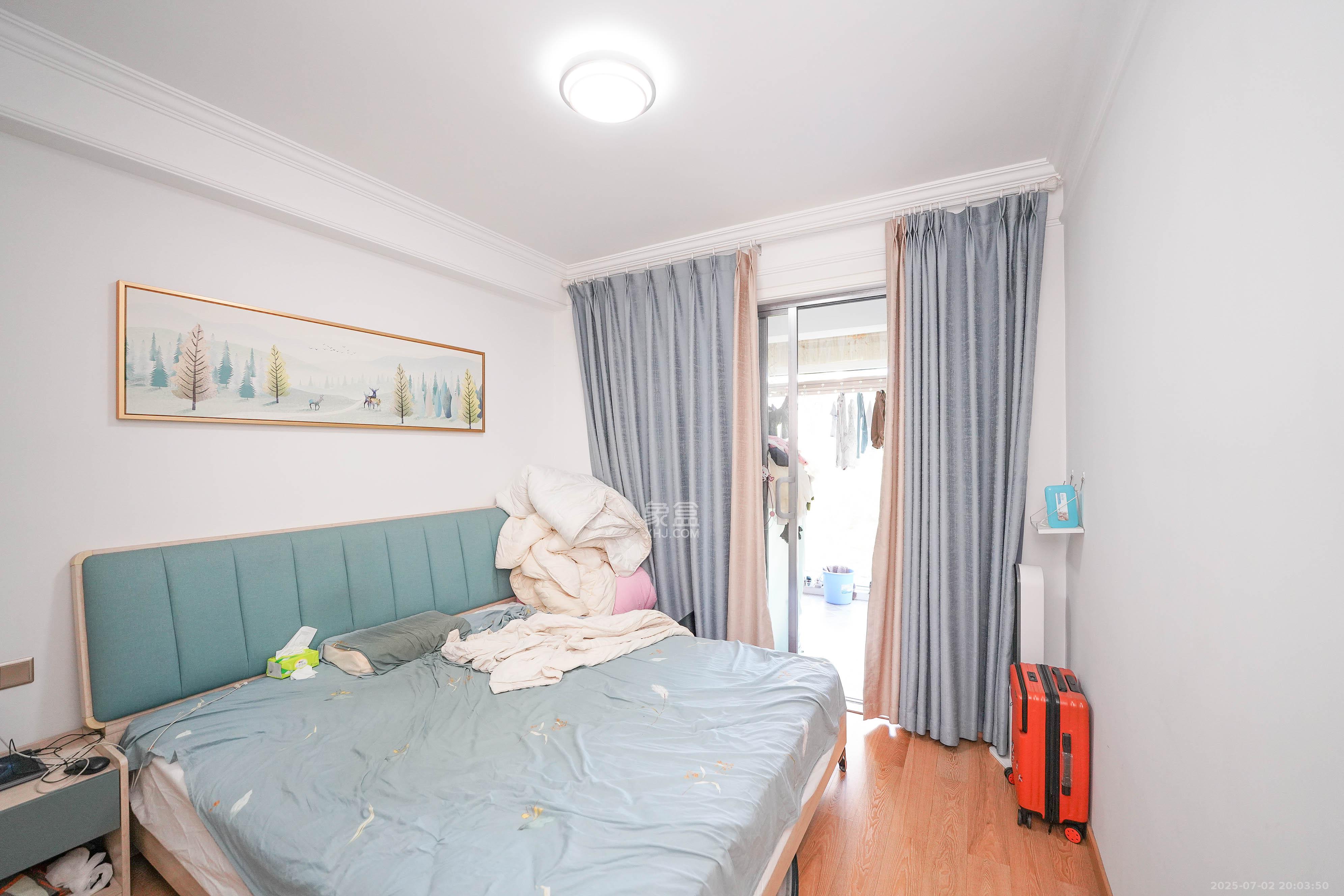 五矿万境蓝山 4室2厅2卫 178.0万 五矿万境蓝山 4室2厅2卫 178.0万卧室