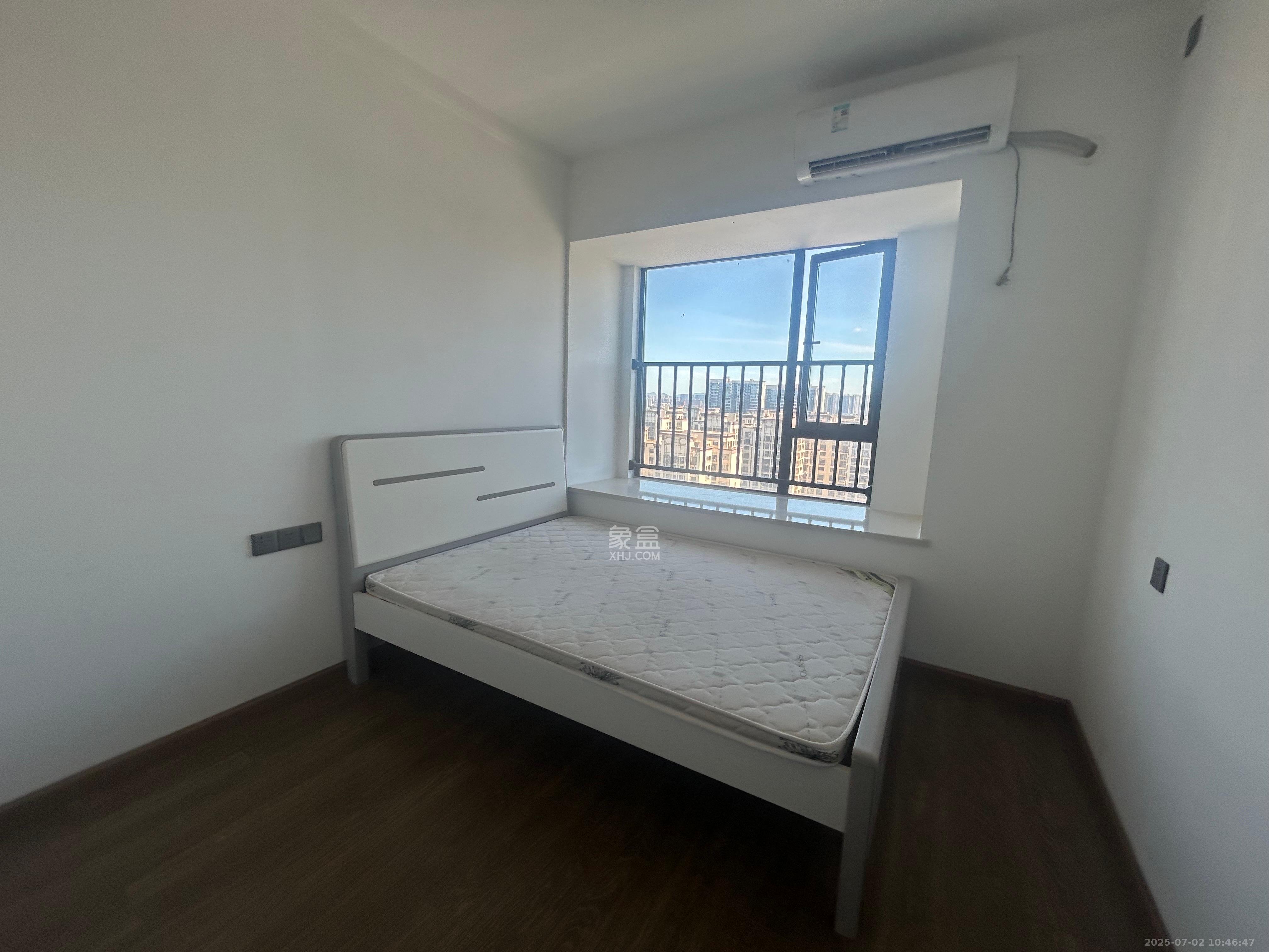 招商华发依云曦城 4室2厅2卫 3200.0元/月 招商华发依云曦城 4室2厅2卫 3200.0元/月室内图