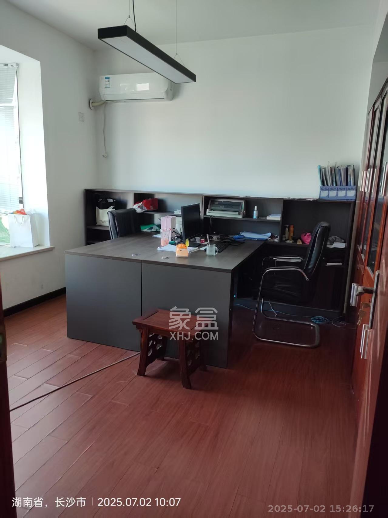 上庭苑  3室2厅2卫    3200.0元/月 上庭苑  3室2厅2卫    3200.0元/月室内图