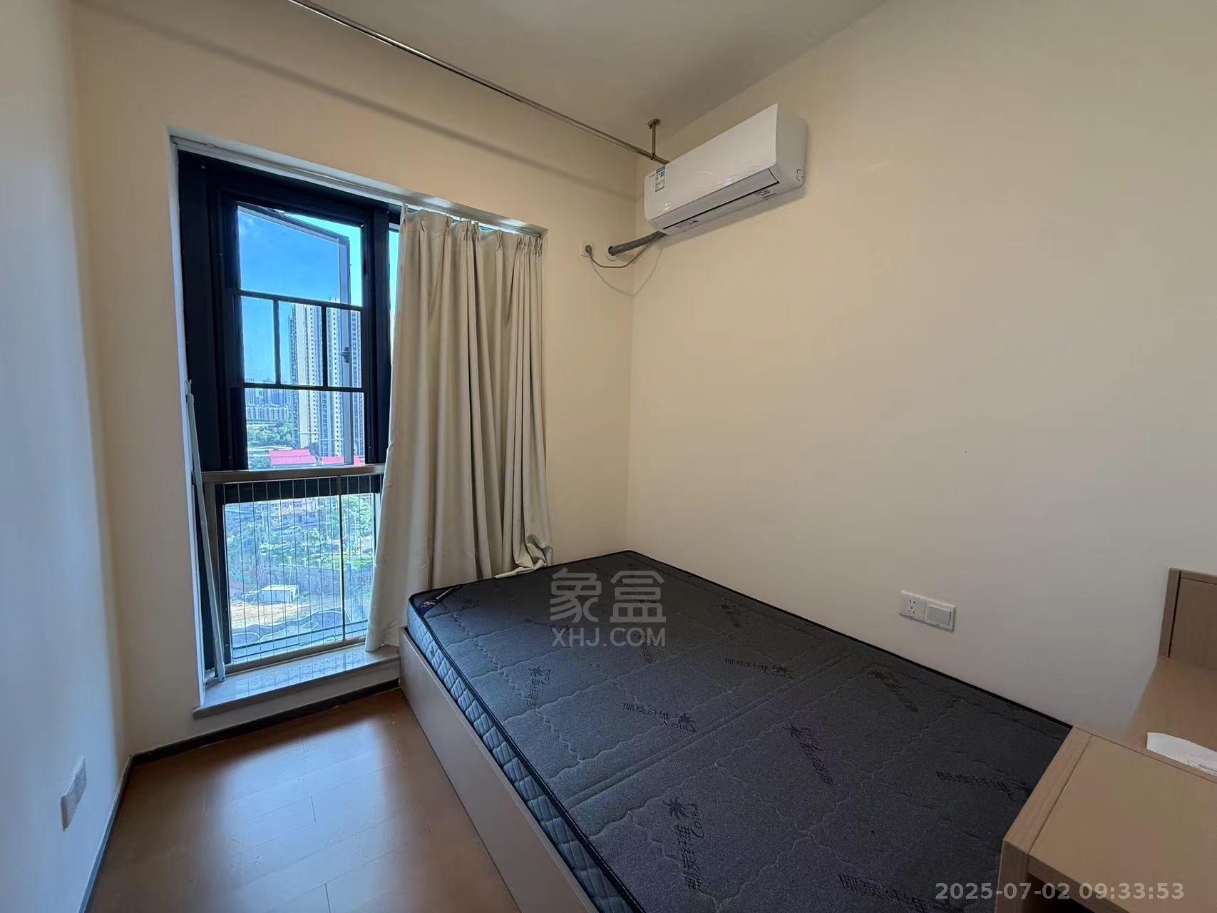 恒大华府 3室2厅2卫 2200.0元/月 恒大华府 3室2厅2卫 2200.0元/月室内图