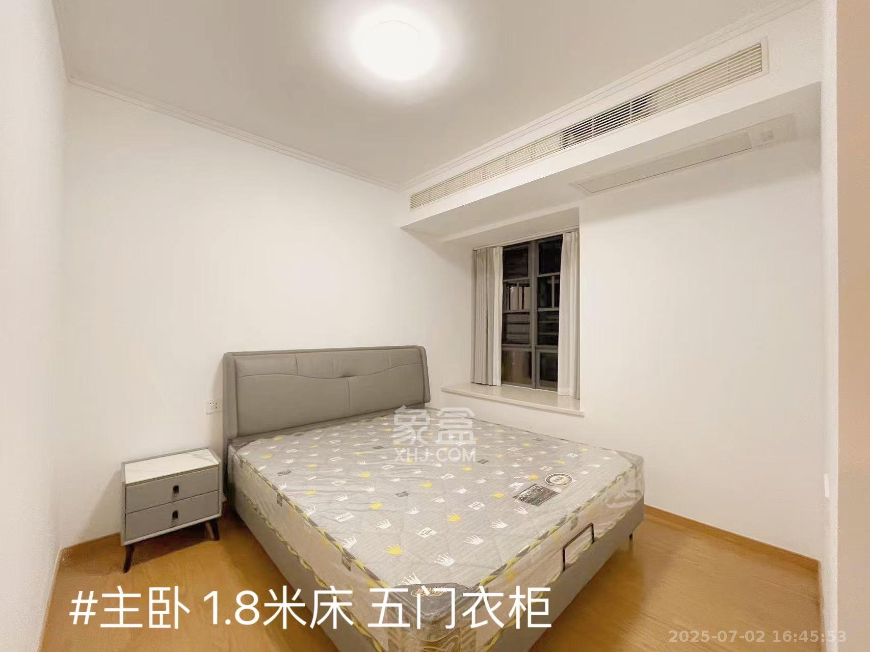 清控湖山雅居南区  3室2厅2卫   2600.00元/月室内图