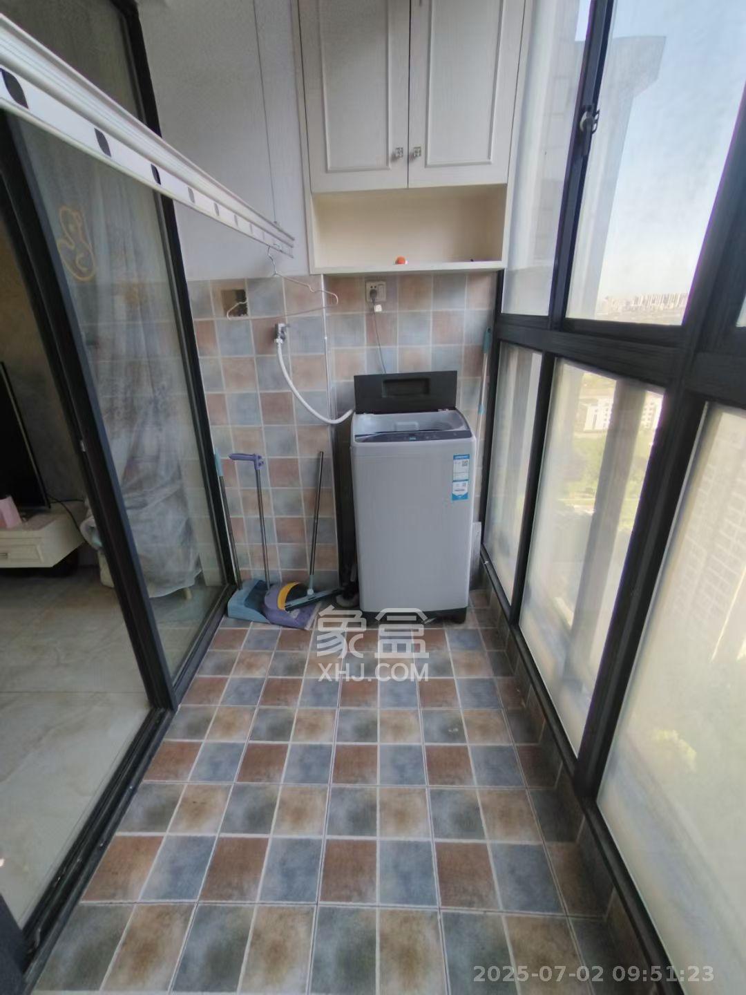 蓝山郡 3室2厅1卫 2000.0元/月 蓝山郡 3室2厅1卫 2000.0元/月室内图