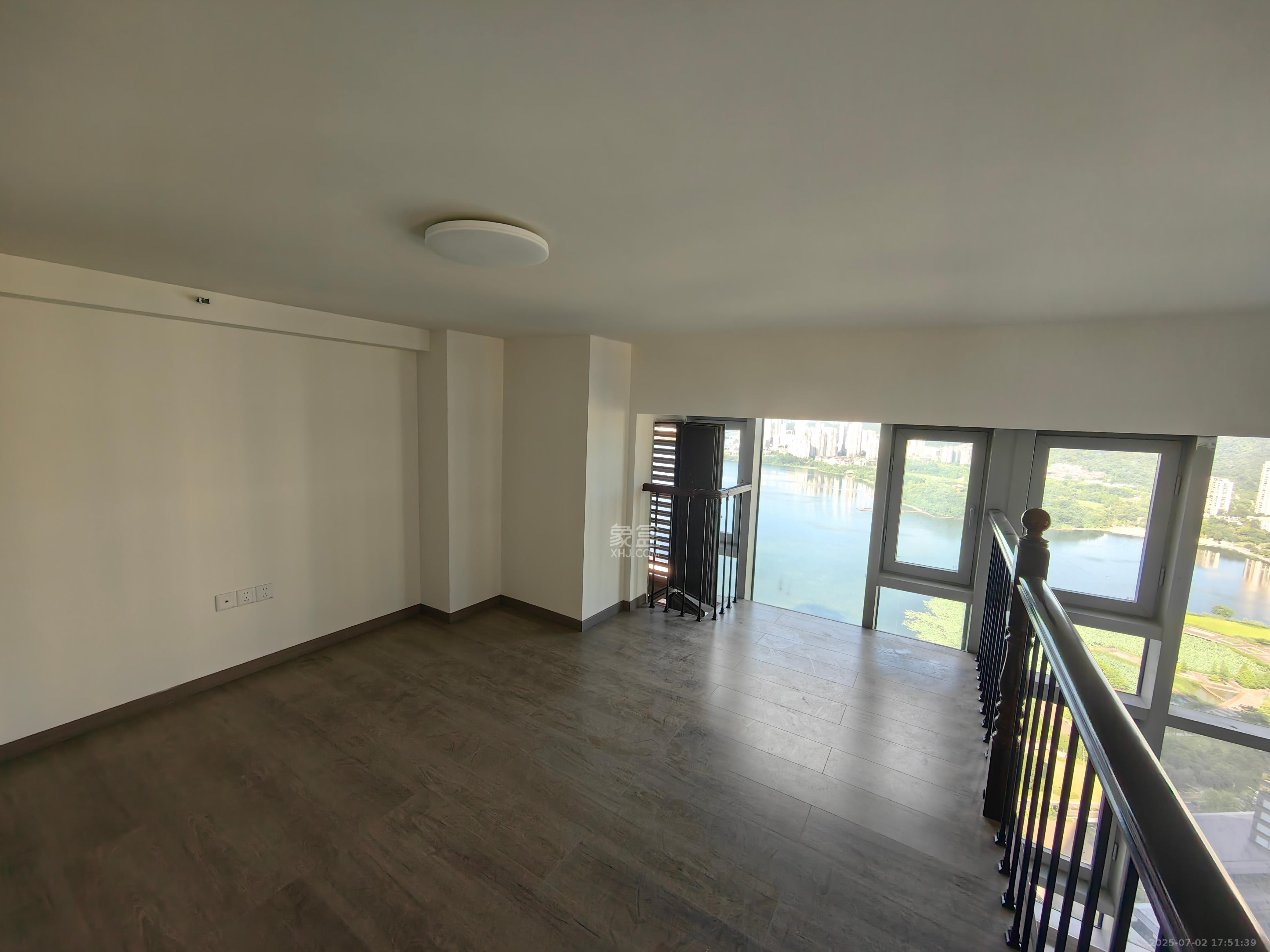 福晟翡翠湾 2室2厅2卫 3500.0元/月 福晟翡翠湾 2室2厅2卫 3500.0元/月室内图