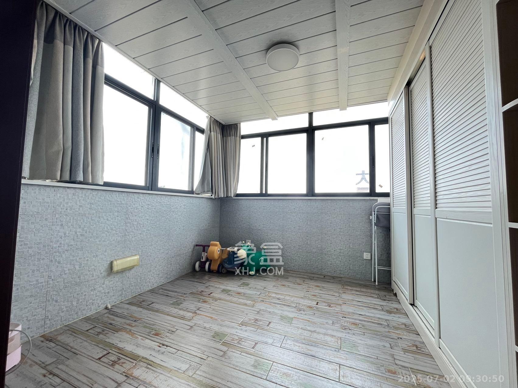 恒大江湾  2室2厅1卫   2300.00元/月室内图