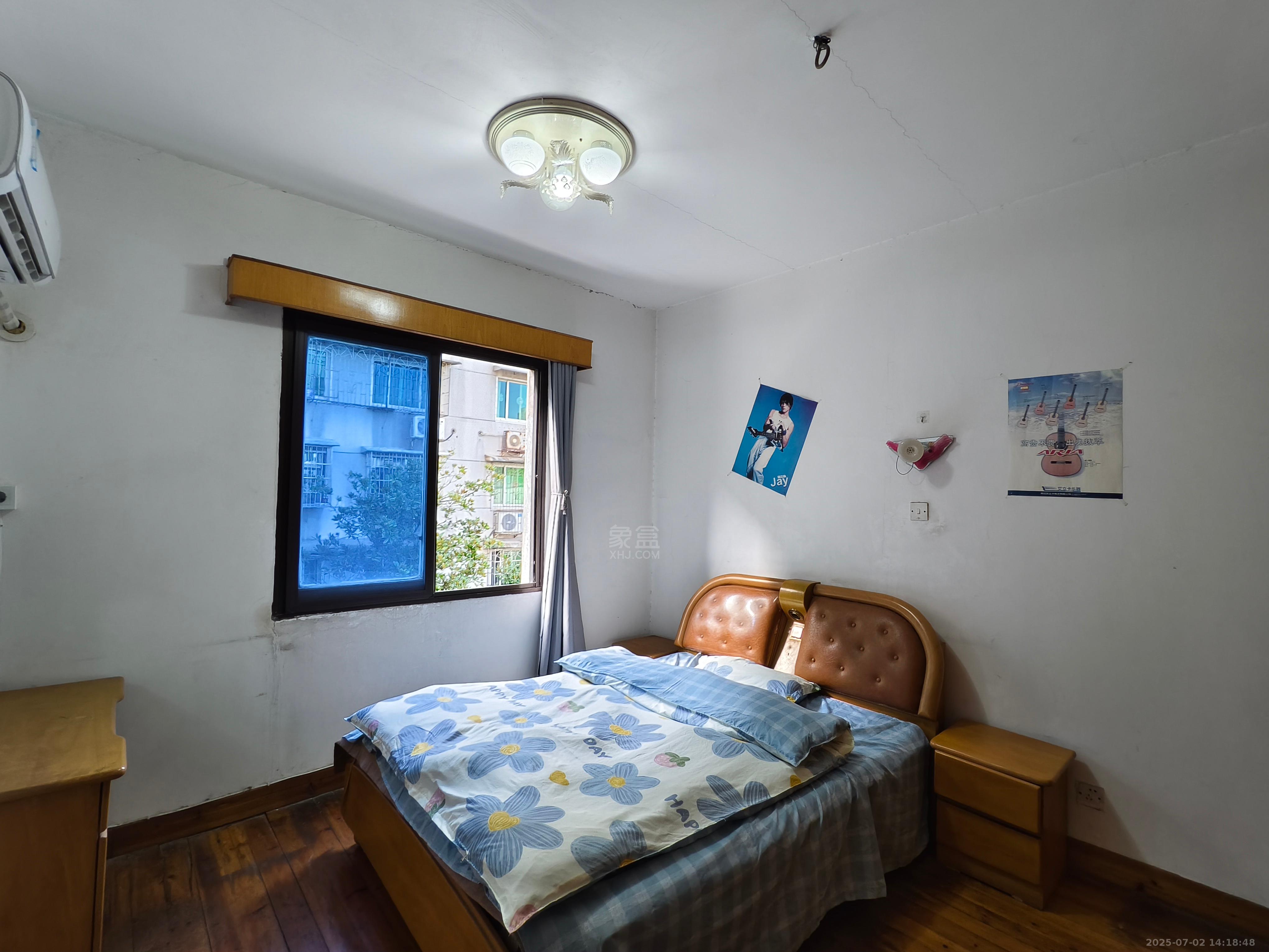 钻石花园 3室2厅1卫 1000.0元/月 钻石花园 3室2厅1卫 1000.0元/月室内图