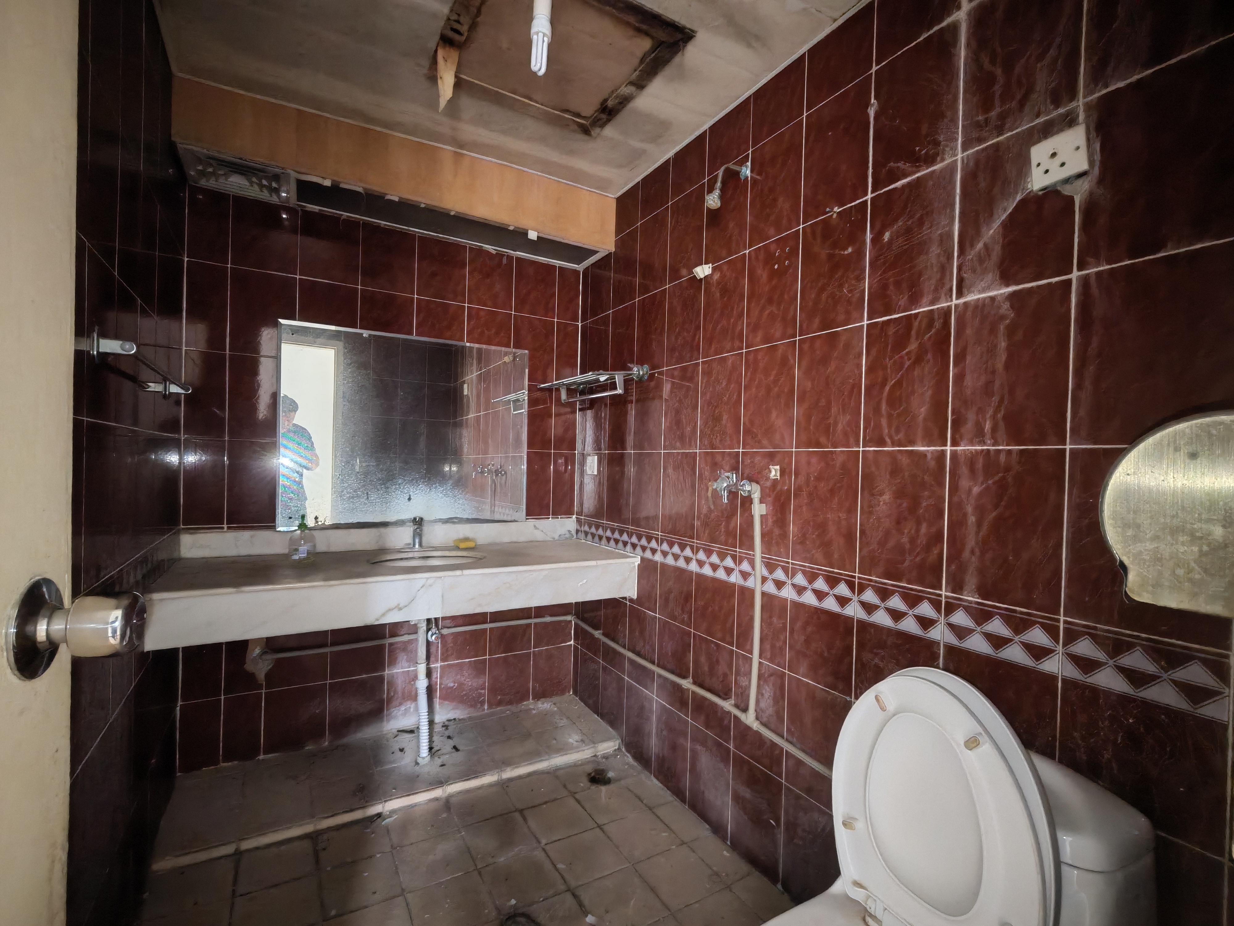 世贸中心  3室2厅2卫    130.0万 世贸中心  3室2厅2卫    130.0万客厅