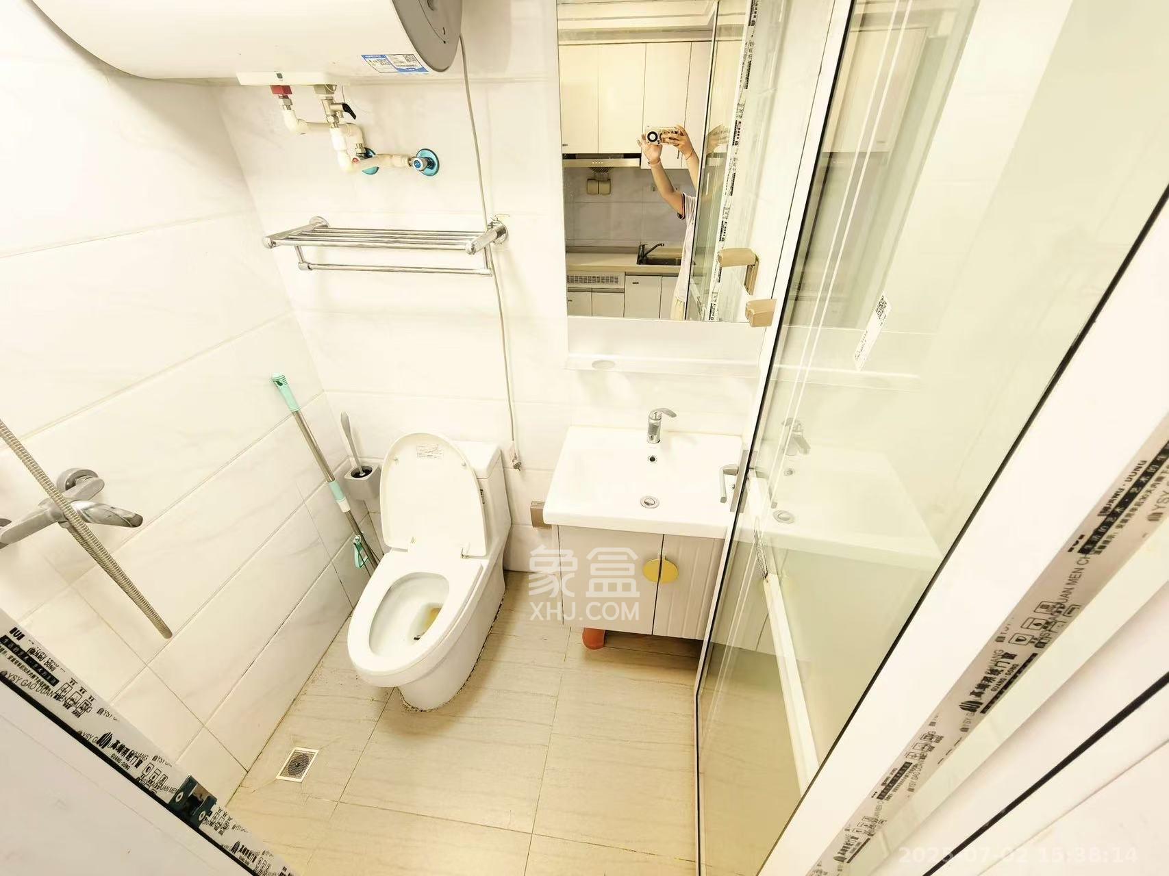 碧桂园城市之光  1室0厅0卫    1500.0元/月 碧桂园城市之光  1室0厅0卫    1500.0元/月室内图1