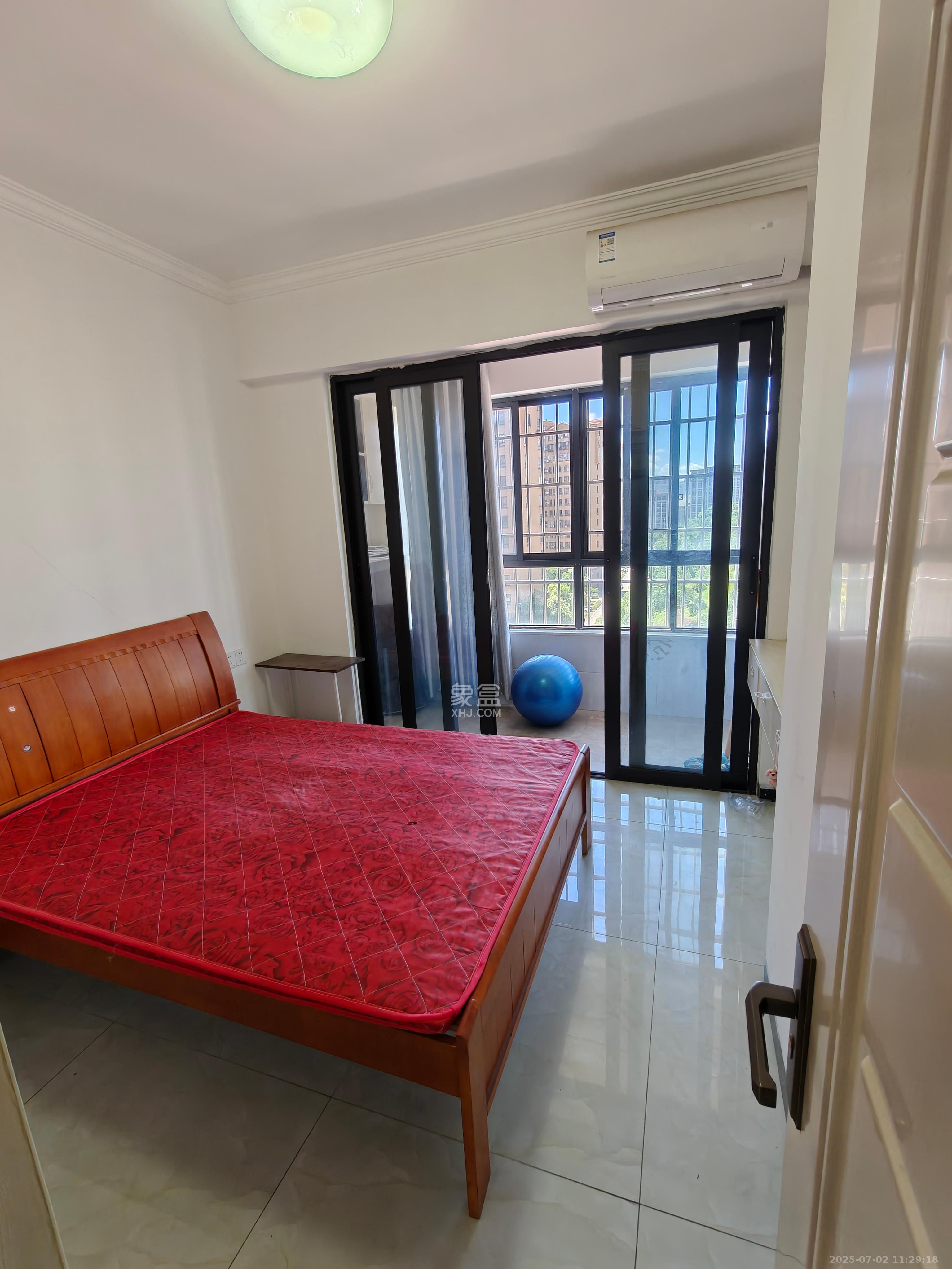 中信凯旋蓝岸(中信新城三期) 1室1厅1卫 1600.0元/月 中信凯旋蓝岸(中信新城三期) 1室1厅1卫 1600.0元/月室内图