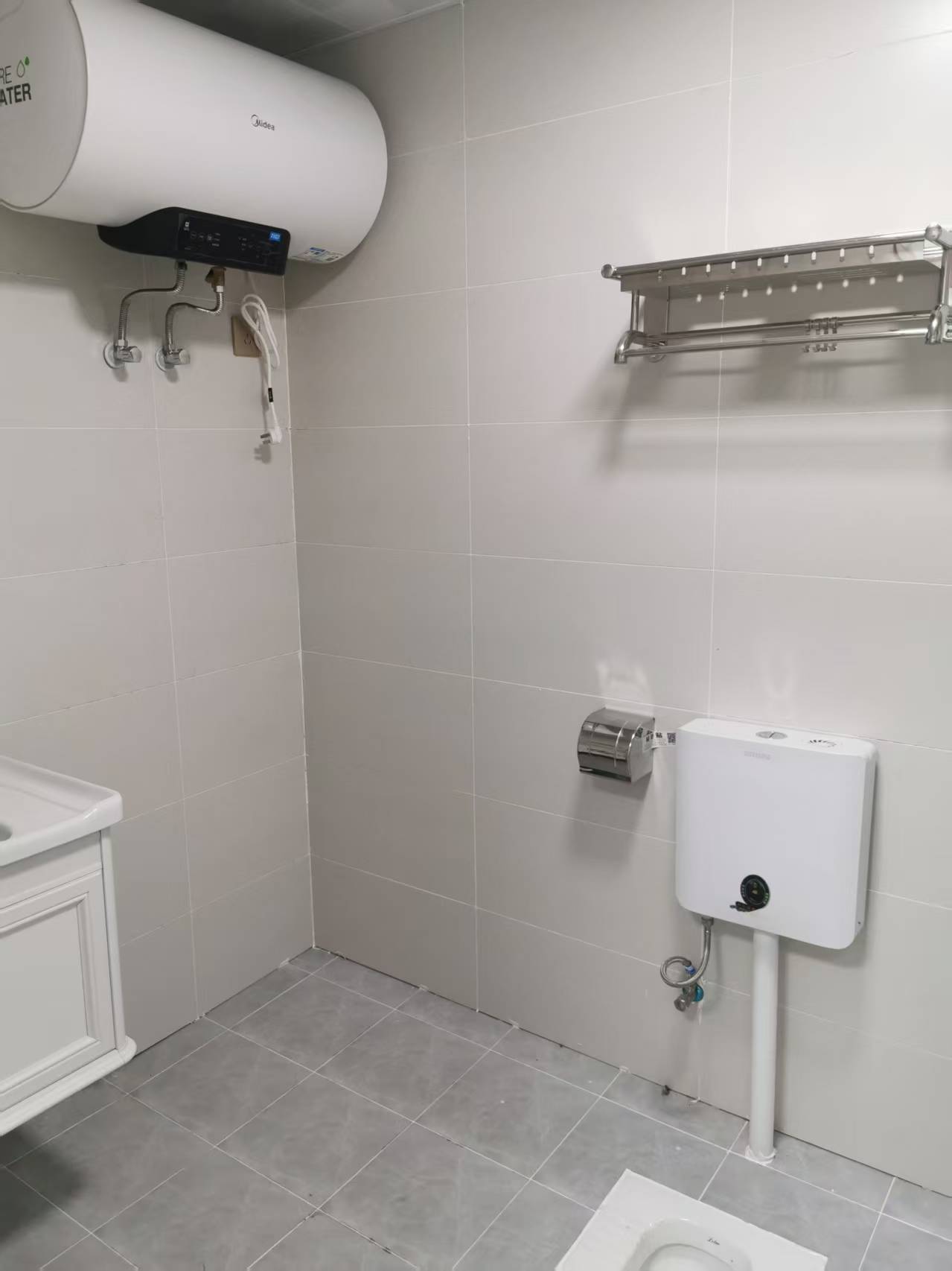 华南城市广场  1室0厅0卫    1500.0元/月 华南城市广场  1室0厅0卫    1500.0元/月室内图