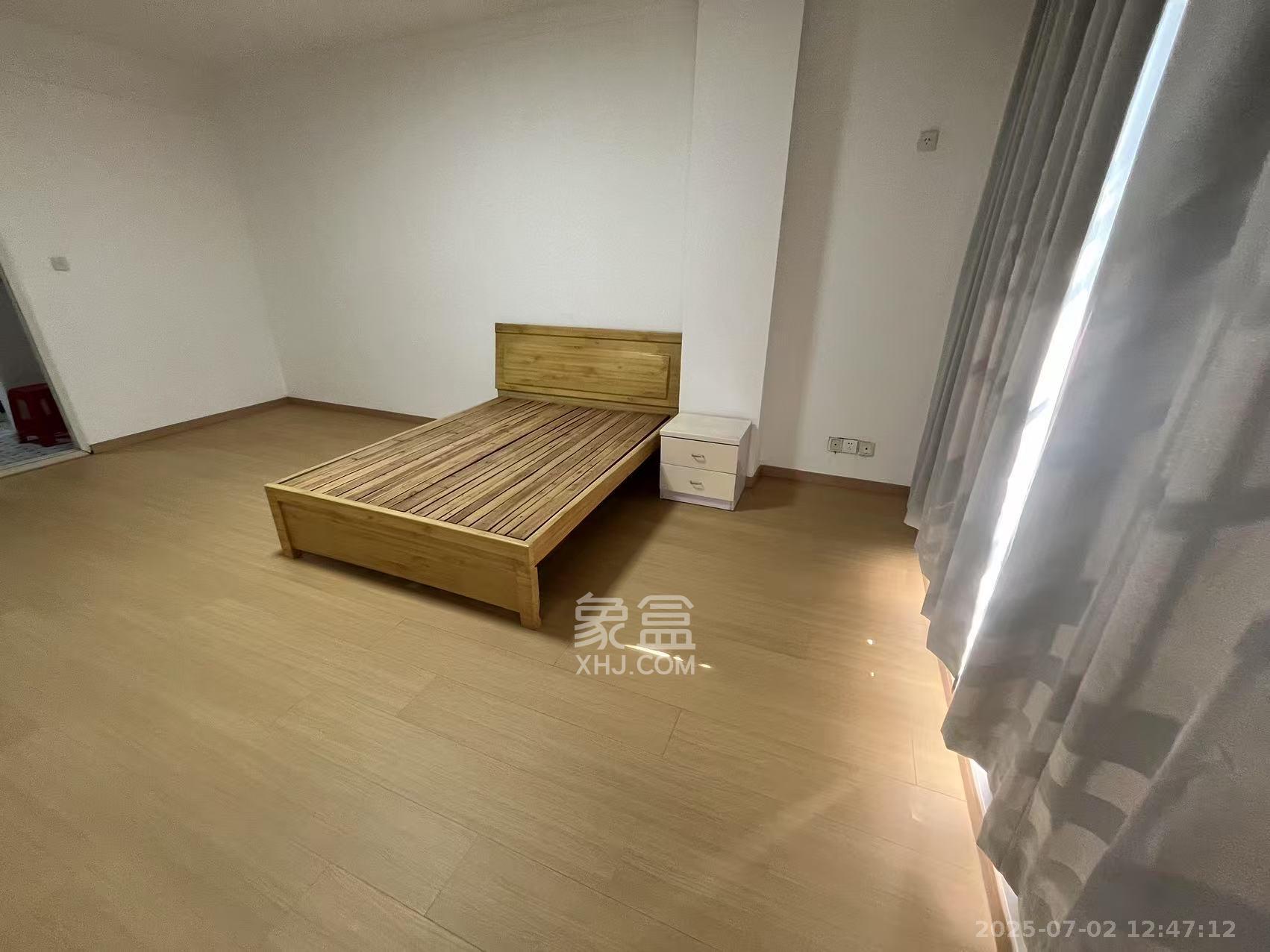 泰时三湘金地 1室1厅1卫 1200.0元/月 泰时三湘金地 1室1厅1卫 1200.0元/月室内图