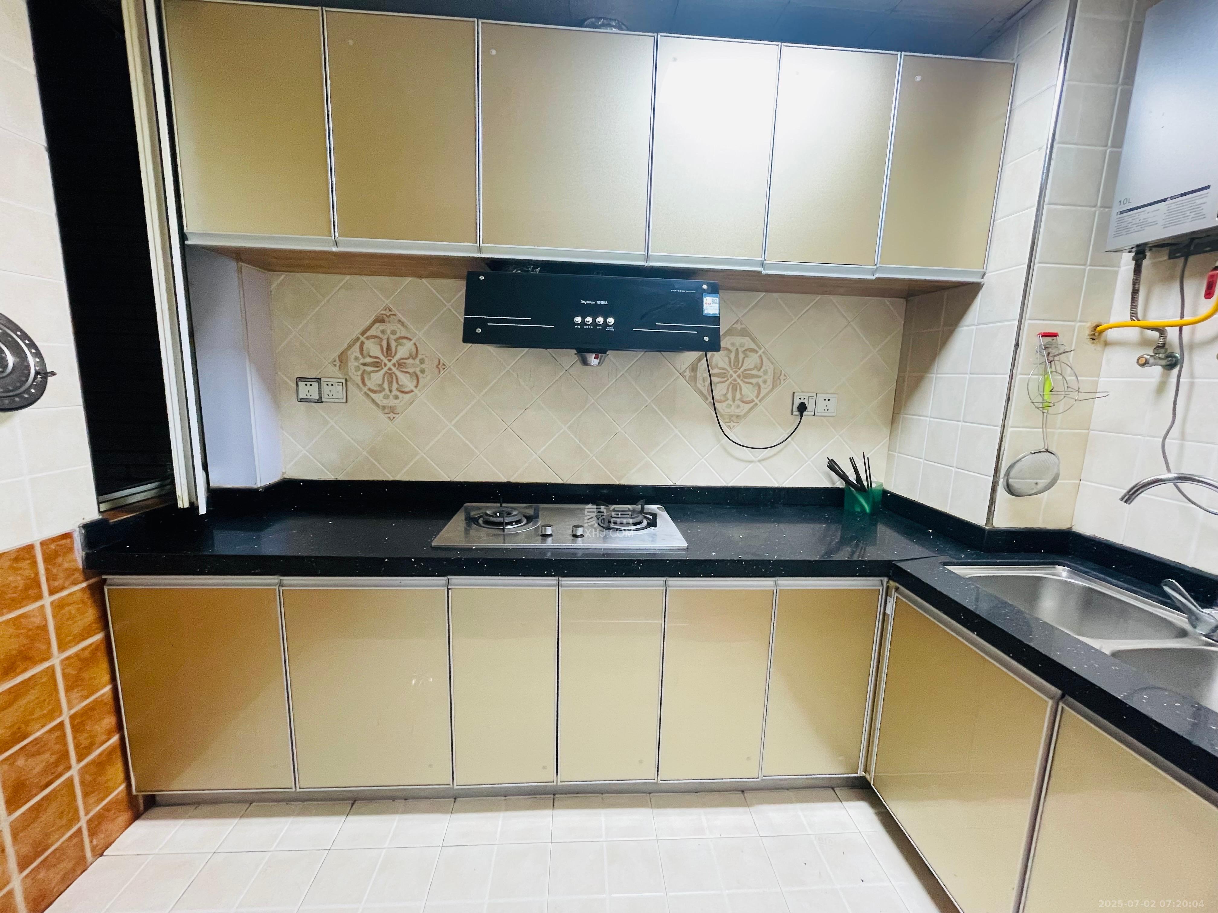 紫晶城  2室1厅1卫   1450.00元/月室内图