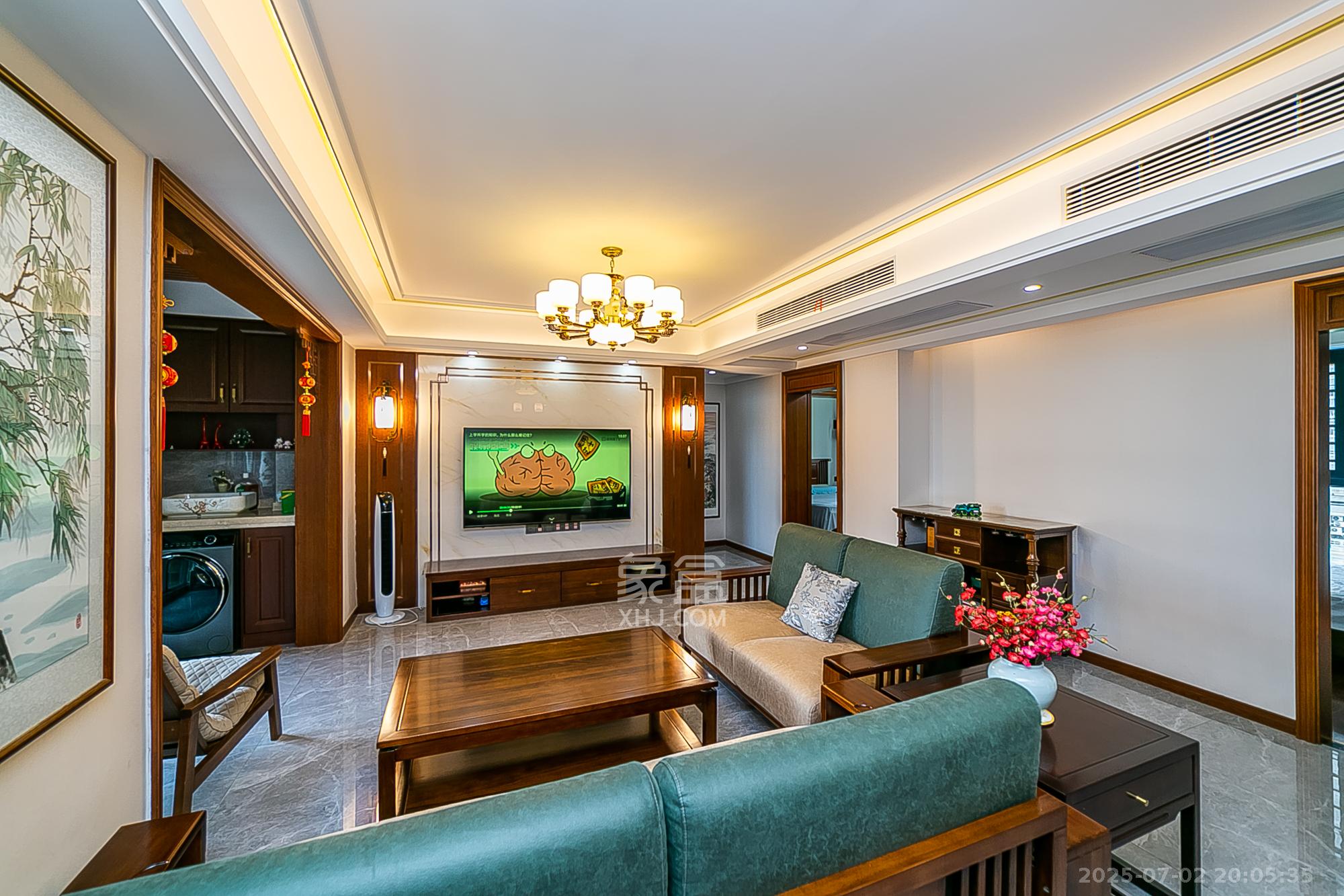 荣盛花语书苑 3室2厅2卫 138.0万 荣盛花语书苑 3室2厅2卫 138.0万客厅