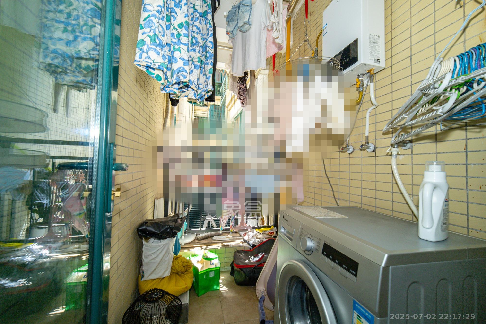 恒大翡翠华庭  2室2厅1卫    58.98万其他