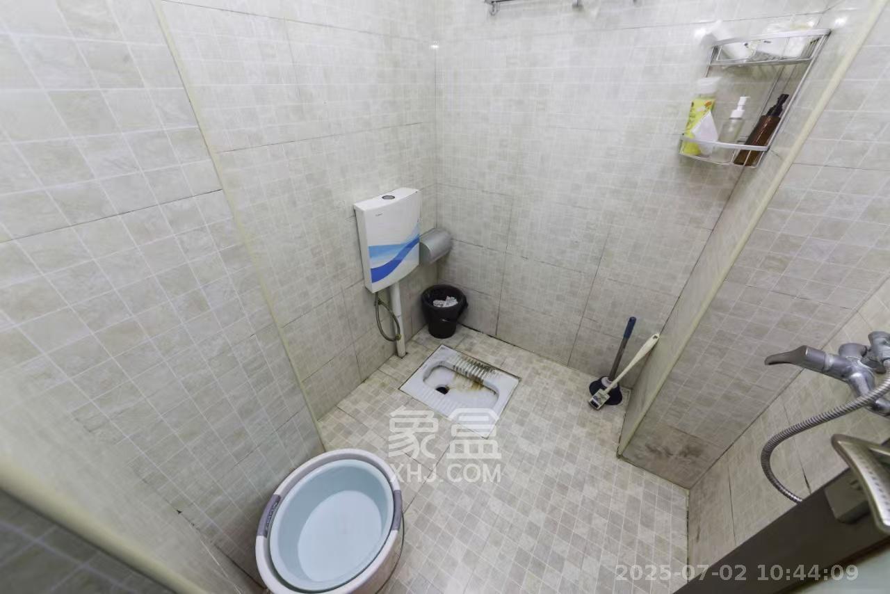 长大彩虹都  2室2厅1卫   1800.00元/月室内图