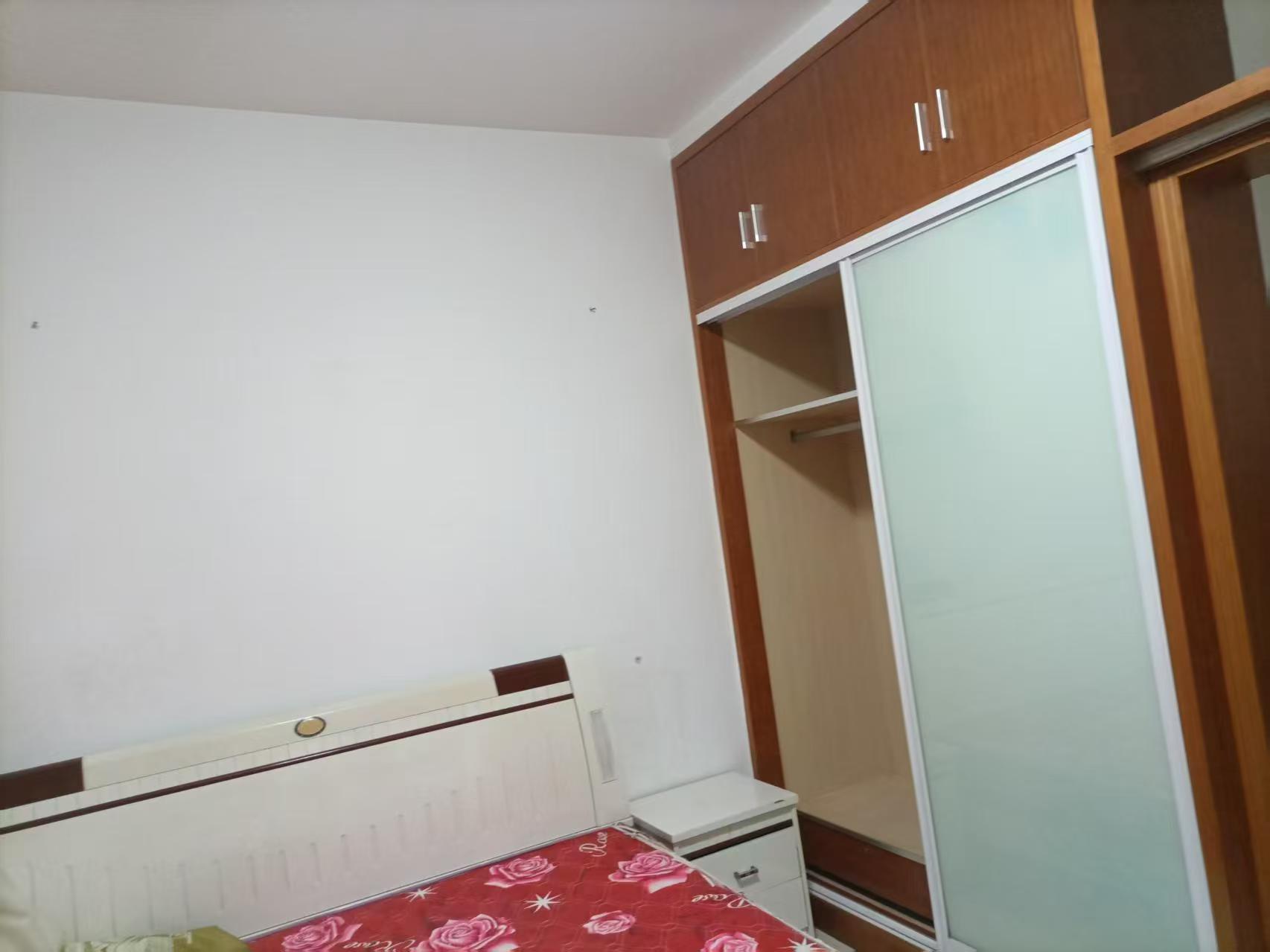 学府名苑 3室2厅1卫 1000.0元/月 学府名苑 3室2厅1卫 1000.0元/月室内图