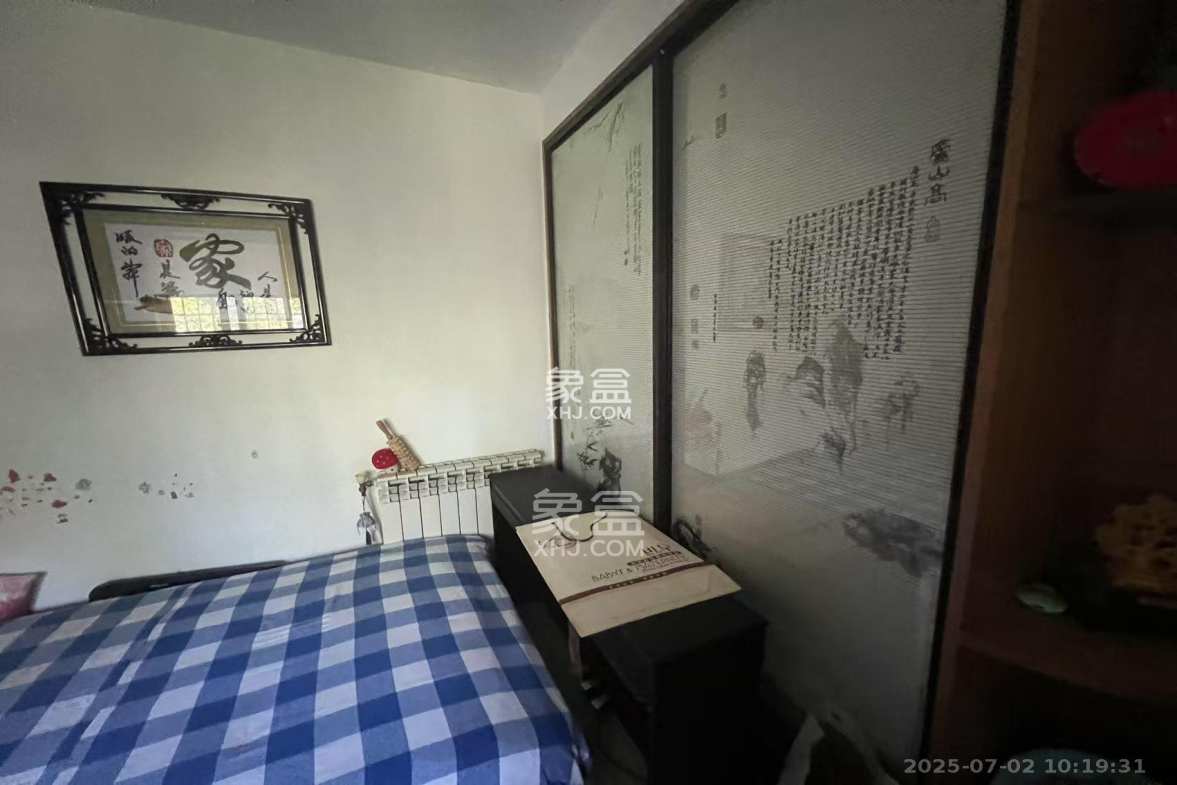 天翔新新家园 3室1厅1卫 2300.00元/月 天翔新新家园 3室1厅1卫 2300.00元/月室内图