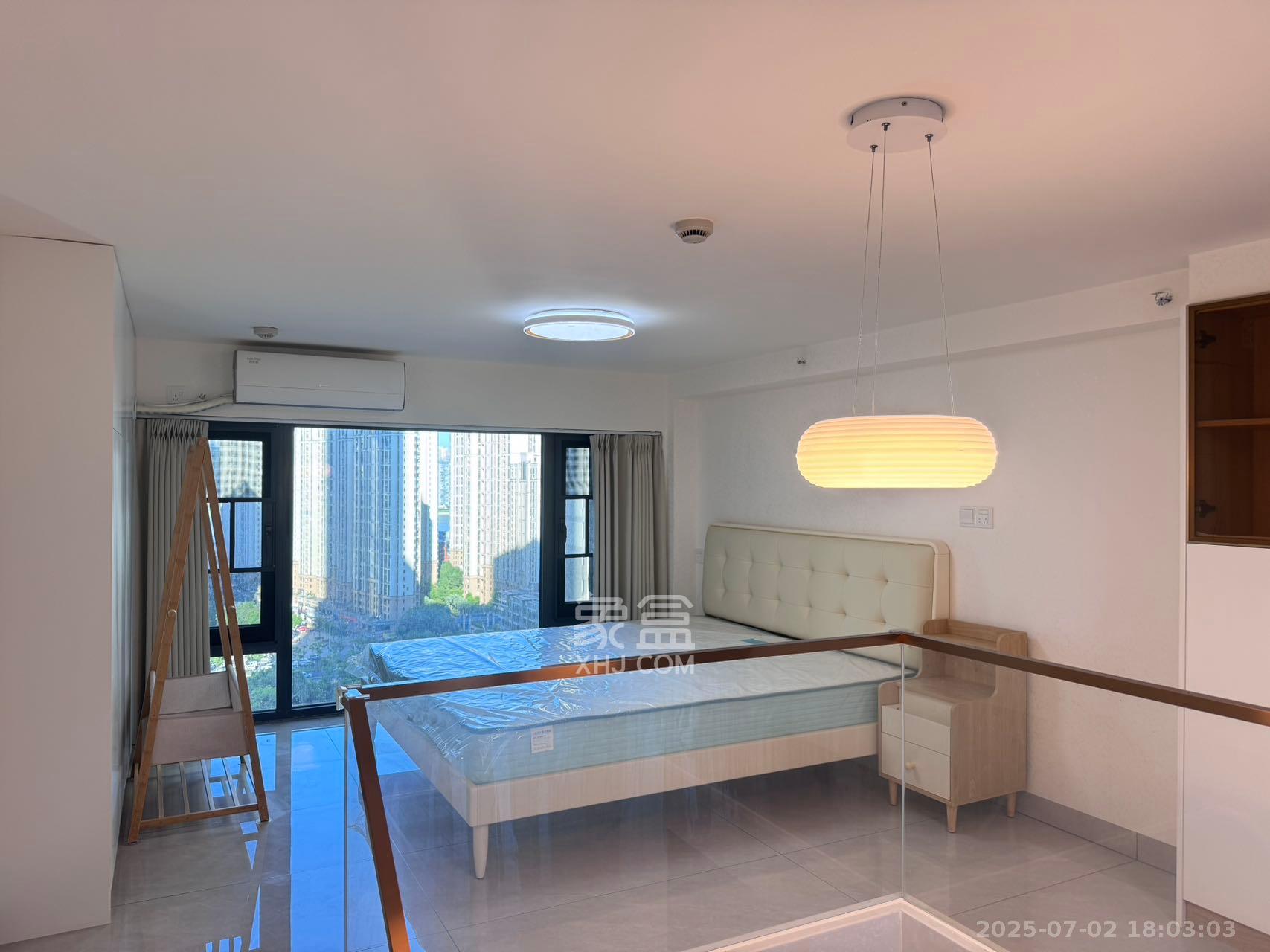 卓越中寰  2室1厅1卫    2800.0元/月 卓越中寰  2室1厅1卫    2800.0元/月室内图