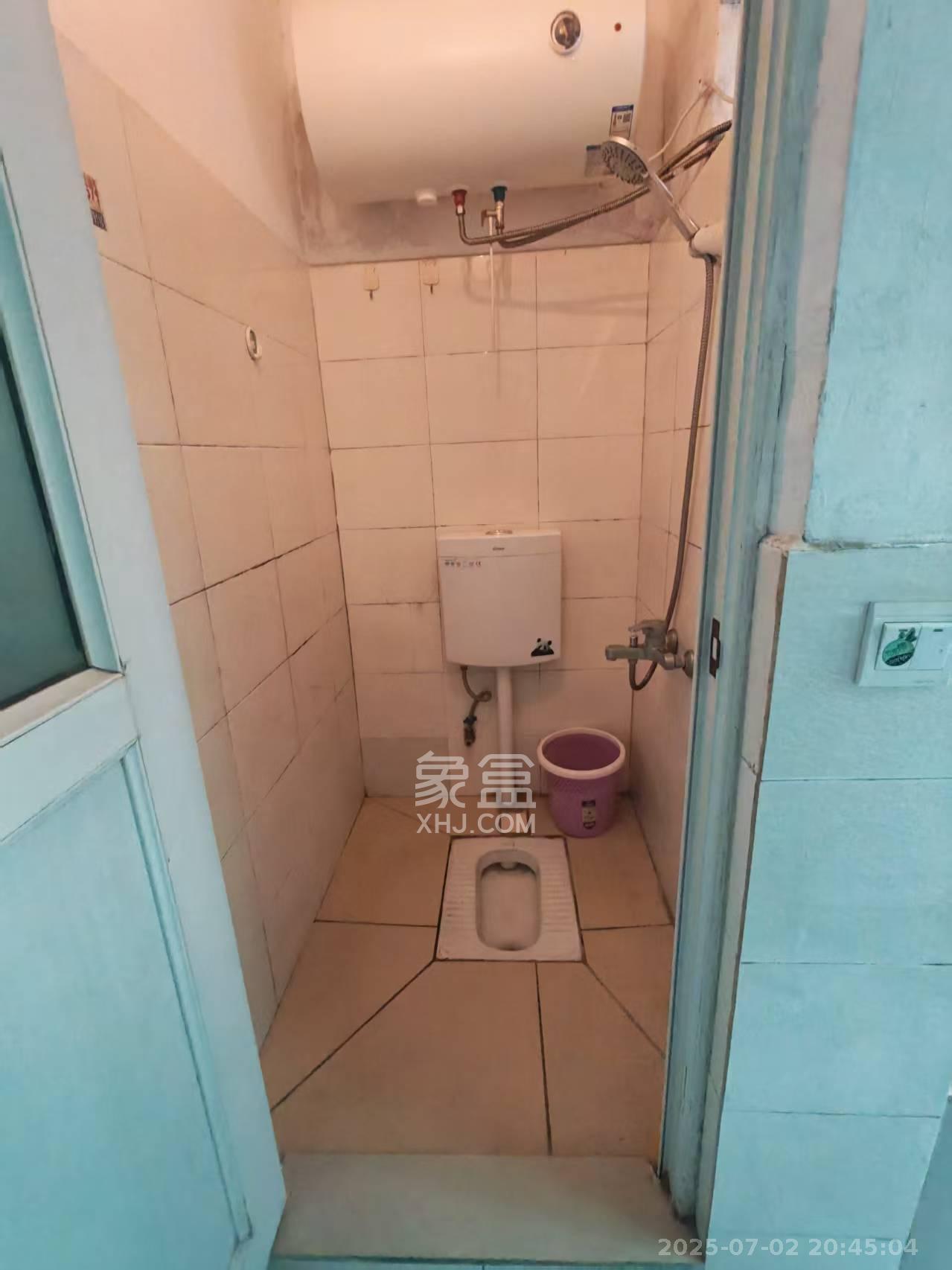扬帆小区  1室1厅1卫   1050.00元/月室内图
