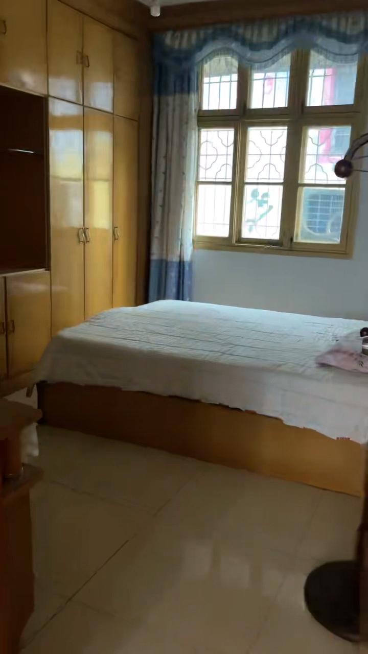 中房公司 3室2厅1卫 1000.0元/月 中房公司 3室2厅1卫 1000.0元/月室内图