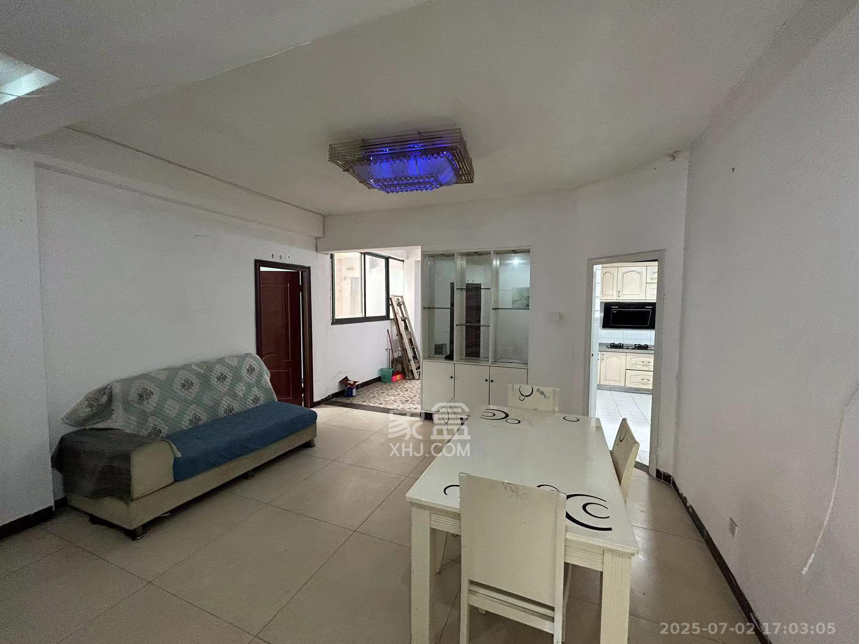 湘府名邸(同力家园) 5室2厅2卫 3000.0元/月 湘府名邸(同力家园) 5室2厅2卫 3000.0元/月室内图