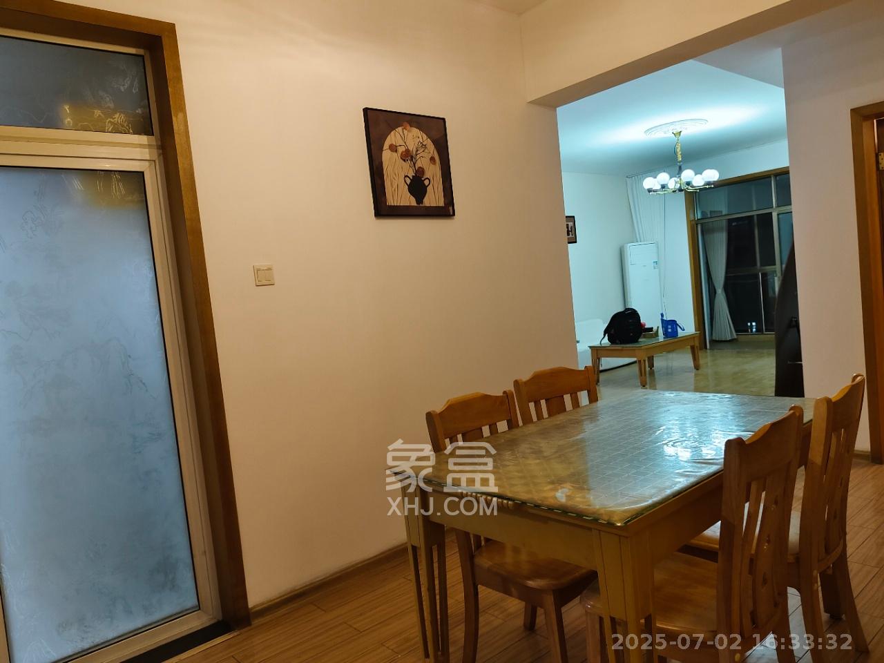 西岸润泽府 3室2厅2卫 3000.0元/月 西岸润泽府 3室2厅2卫 3000.0元/月室内图