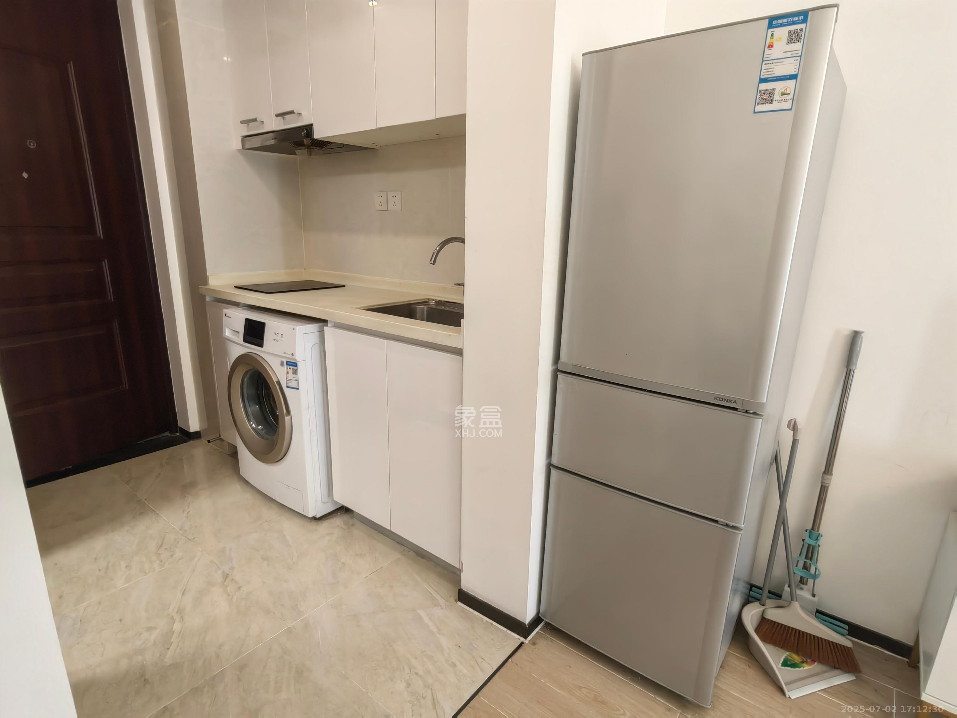 中海国际二期 1室1厅1卫 1200.0元/月 中海国际二期 1室1厅1卫 1200.0元/月室内图