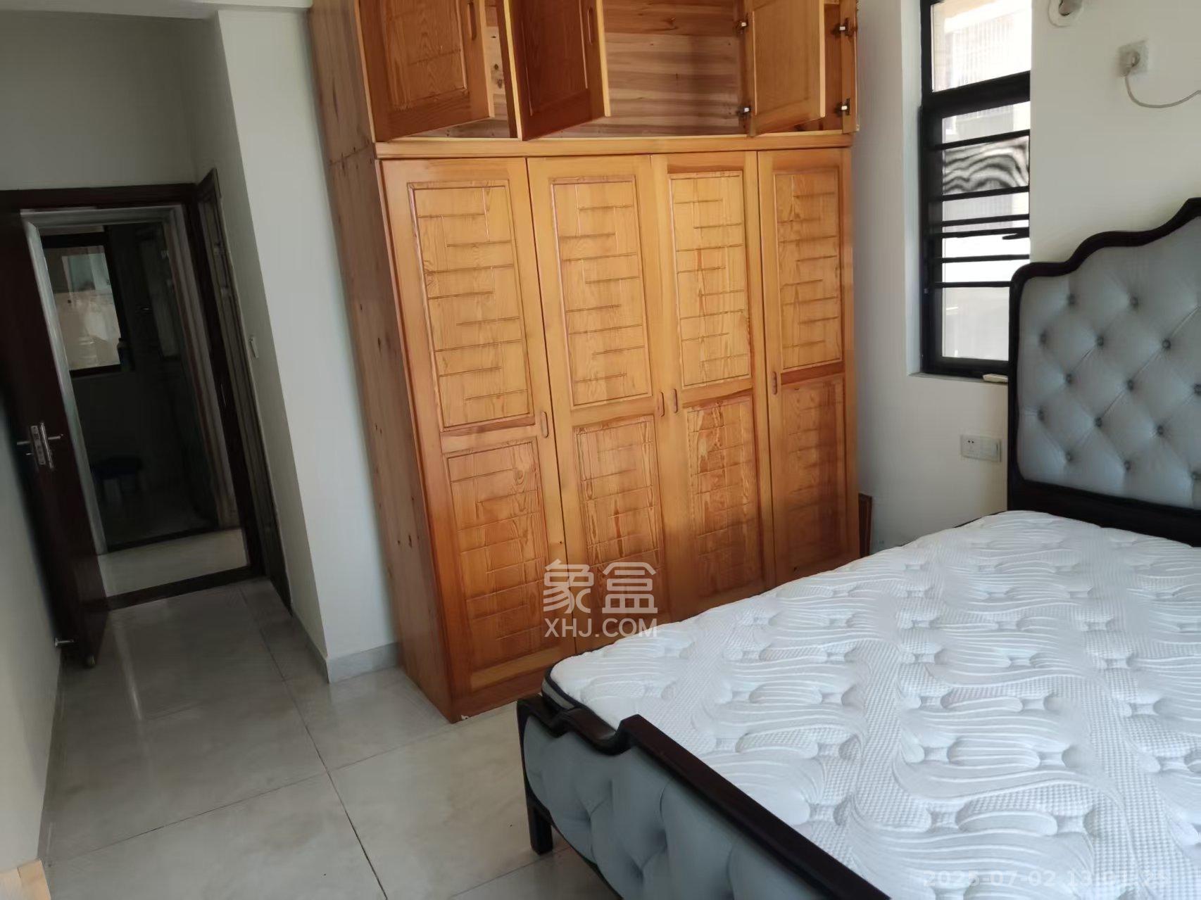 天元涉外景园B区 3室2厅2卫 2200.0元/月 天元涉外景园B区 3室2厅2卫 2200.0元/月室内图