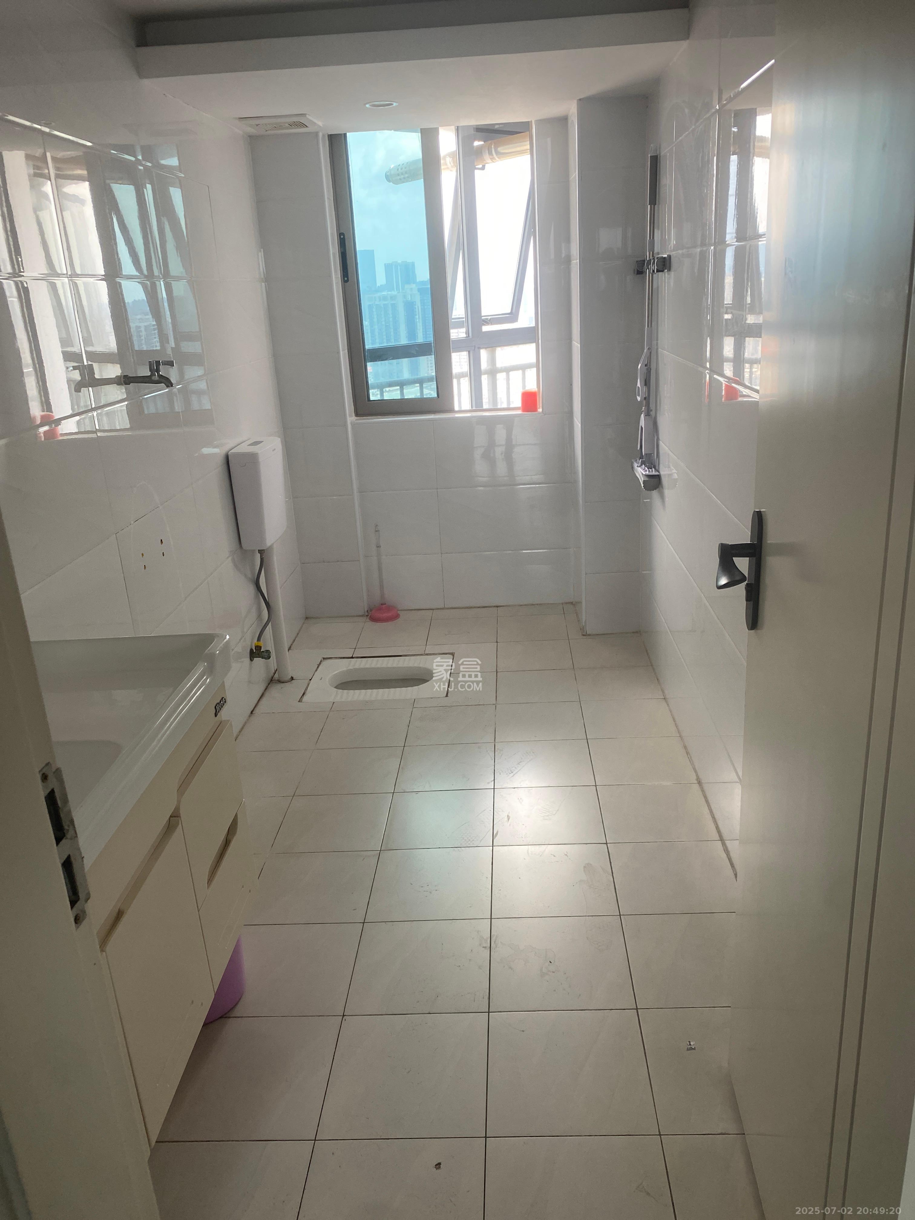 潮宗御苑 4室2厅2卫 10888.0元/月 潮宗御苑 4室2厅2卫 10888.0元/月室内图