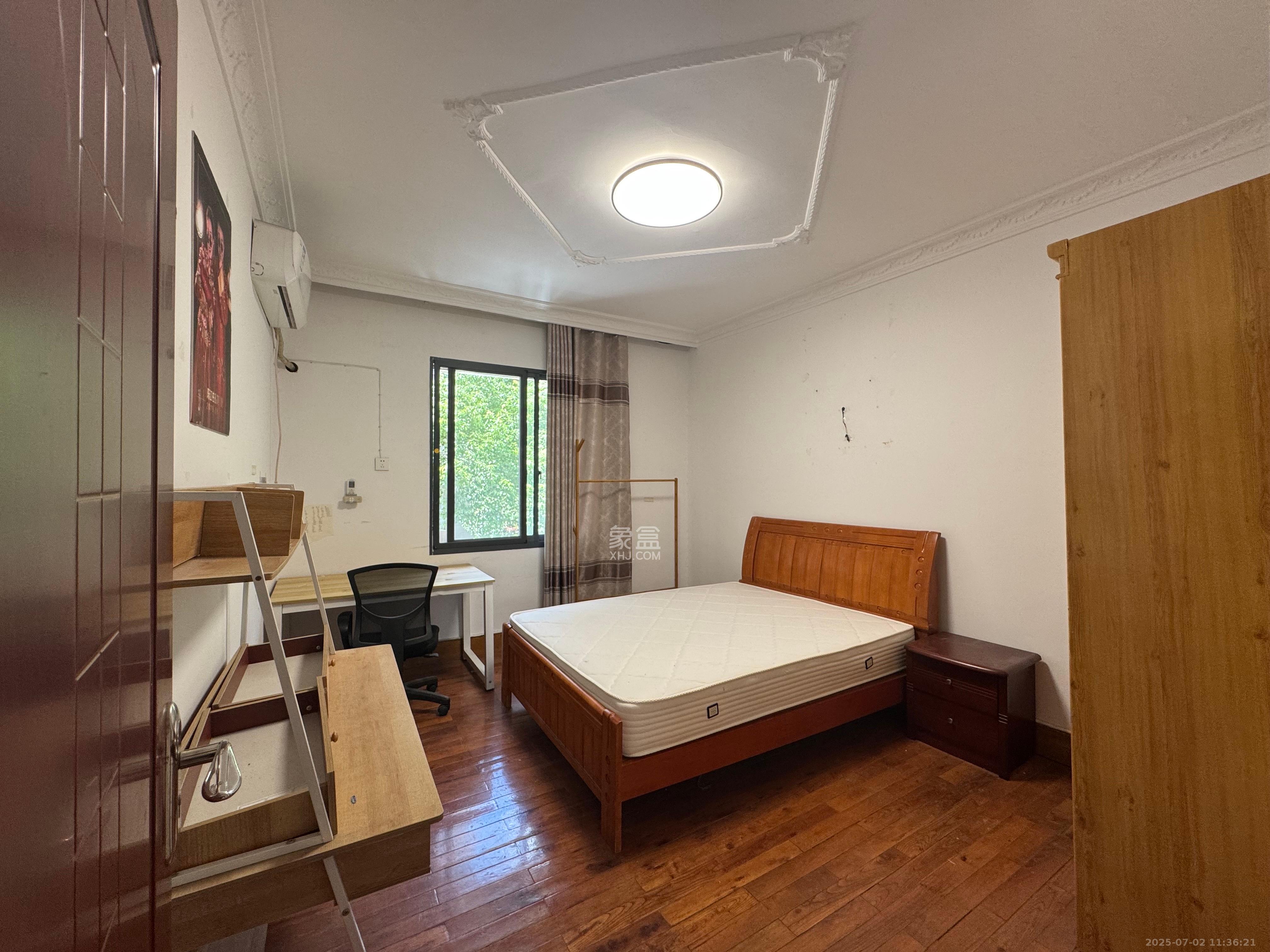 火星五片  3室2厅1卫    2200.0元/月室内图