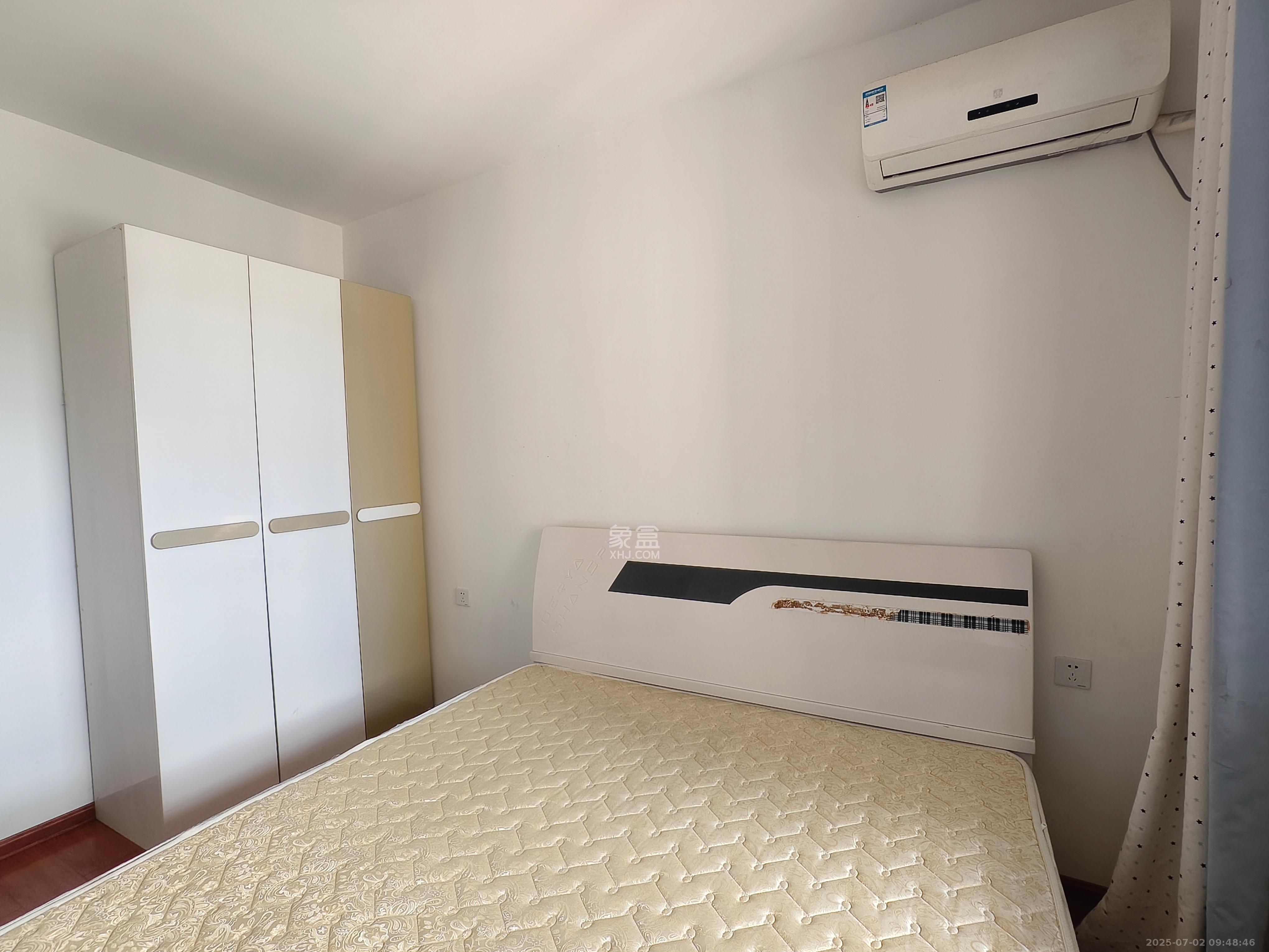 邦盛水岸御园 4室2厅2卫 2200.0元/月 邦盛水岸御园 4室2厅2卫 2200.0元/月室内图