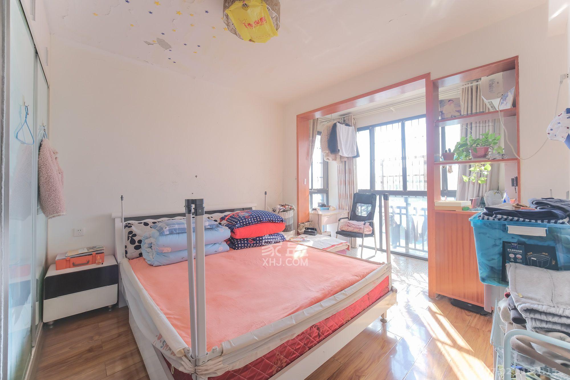 山水湾 3室1厅1卫 1800.0元/月 山水湾 3室1厅1卫 1800.0元/月室内图