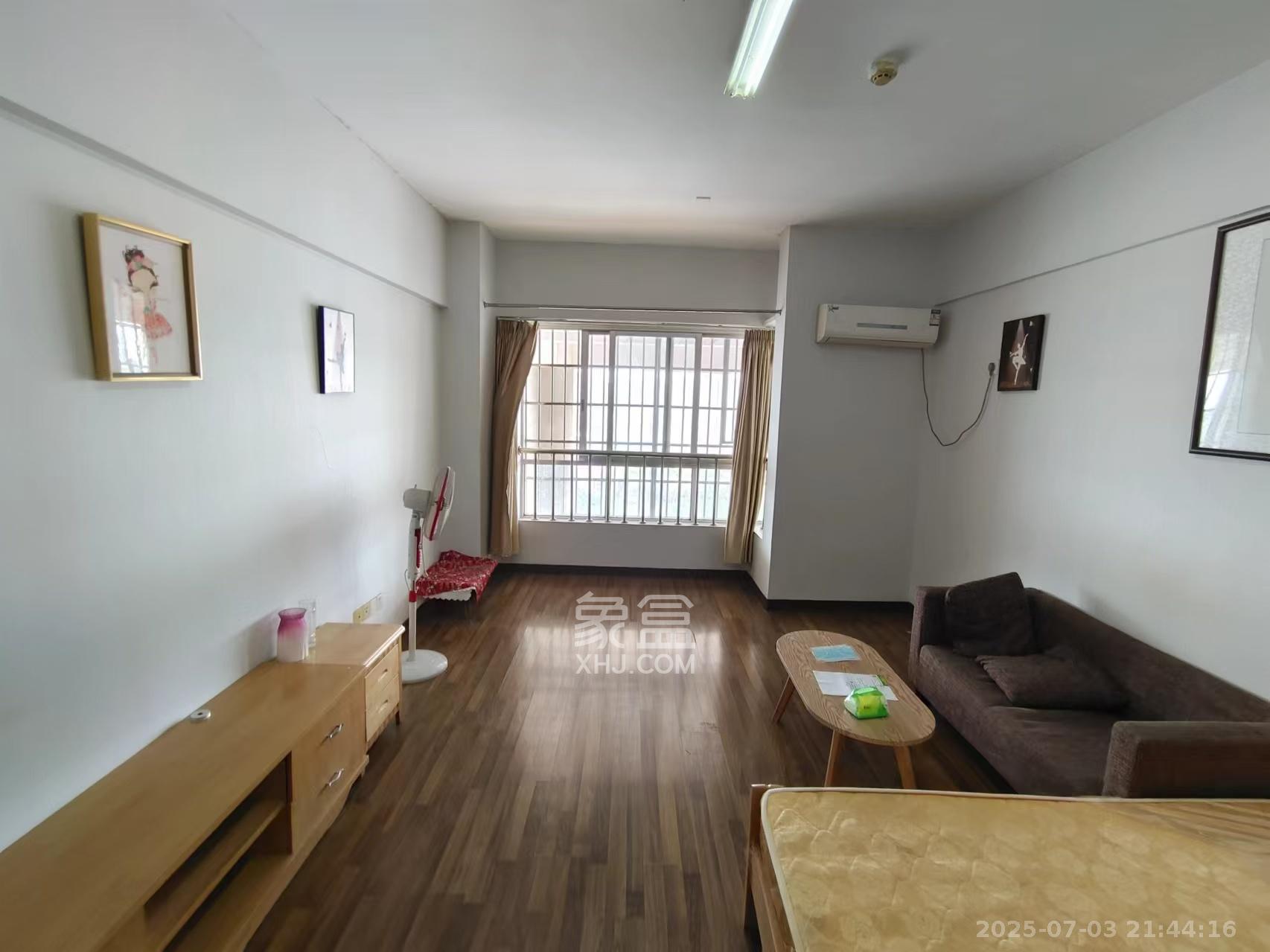 锦华时代  1室1厅1卫   1200.00元/月室内图