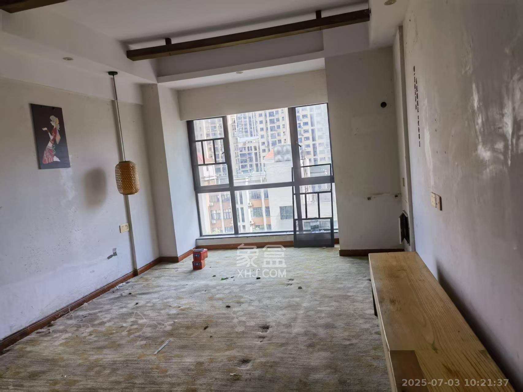 旭辉国际广场(永升商业广场)  1室1厅1卫    6600.0元/月 旭辉国际广场(永升商业广场)  1室1厅1卫    6600.0元/月室内图