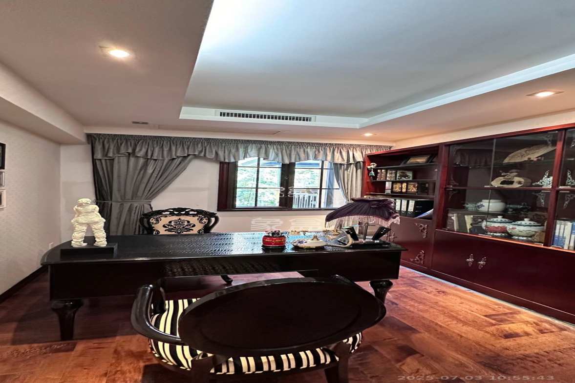 融科檀香山(融科紫檀、香山国际)  2室2厅2卫    5500.0元/月 融科檀香山(融科紫檀、香山国际)  2室2厅2卫    5500.0元/月室内图