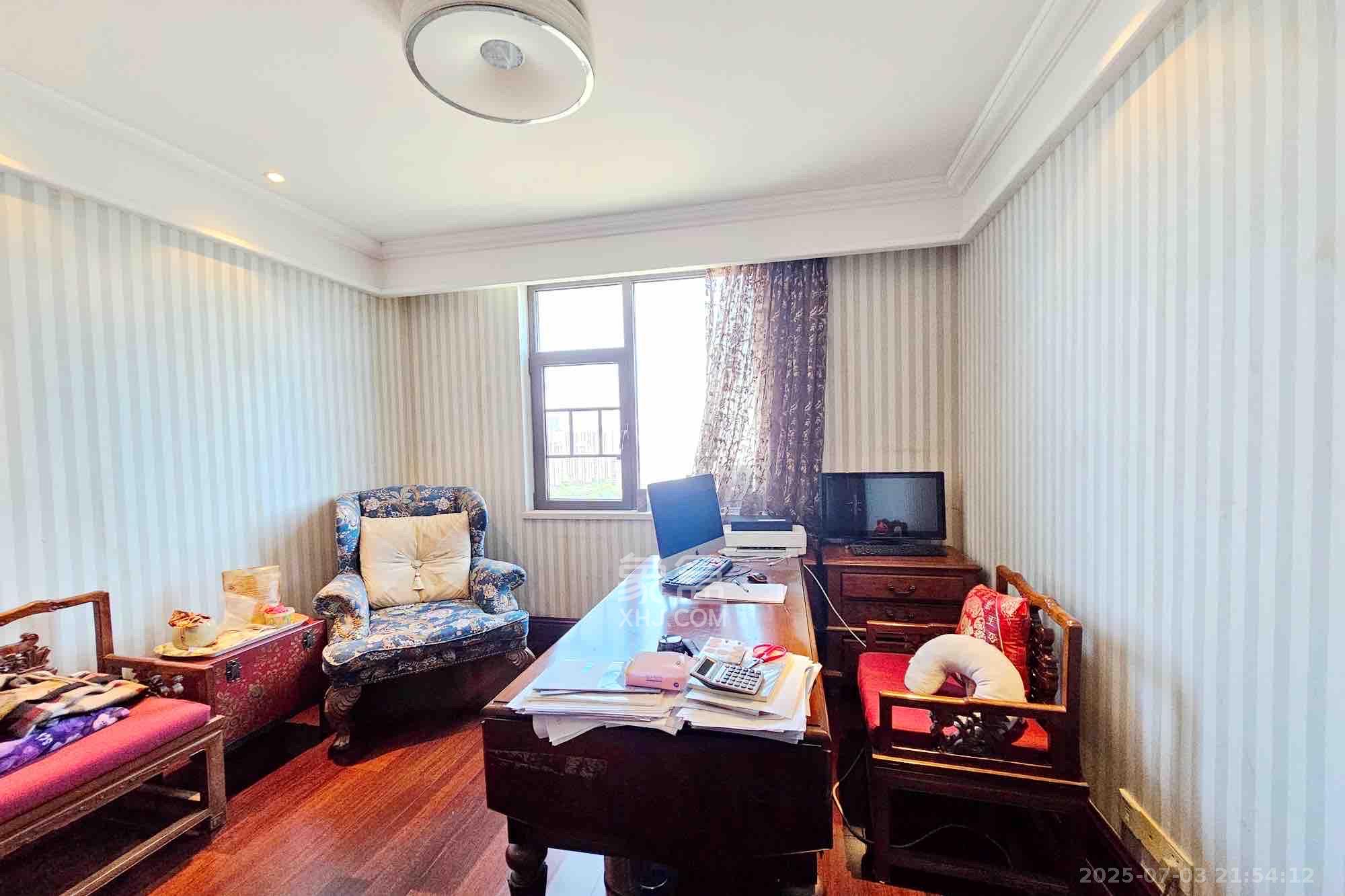 运达中央广场一、二期 4室2厅3卫 12000.0元/月 运达中央广场一、二期 4室2厅3卫 12000.0元/月室内图