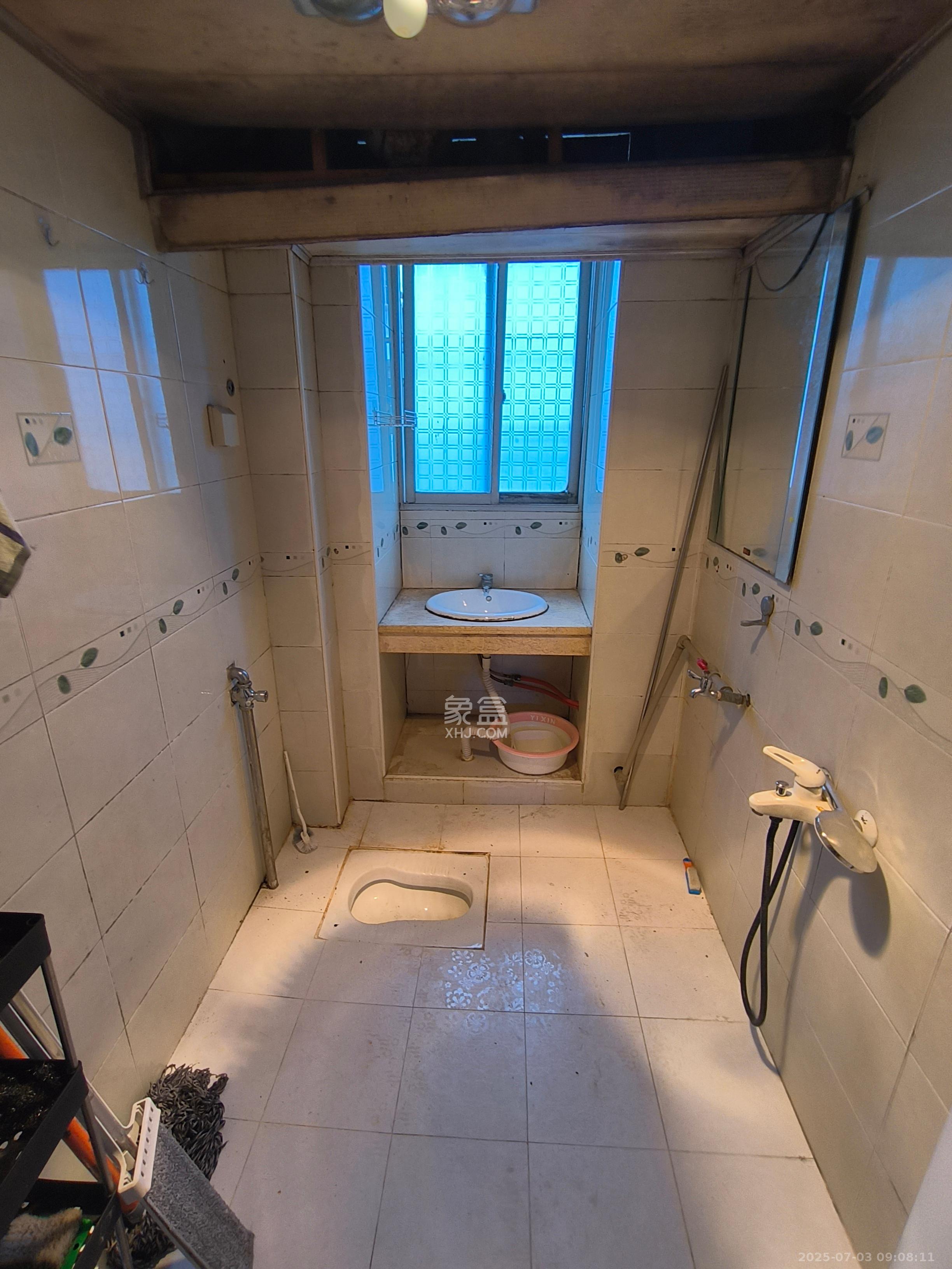 科文宿舍(水絮塘59号) 3室2厅1卫 2100.0元/月 科文宿舍(水絮塘59号) 3室2厅1卫 2100.0元/月室内图