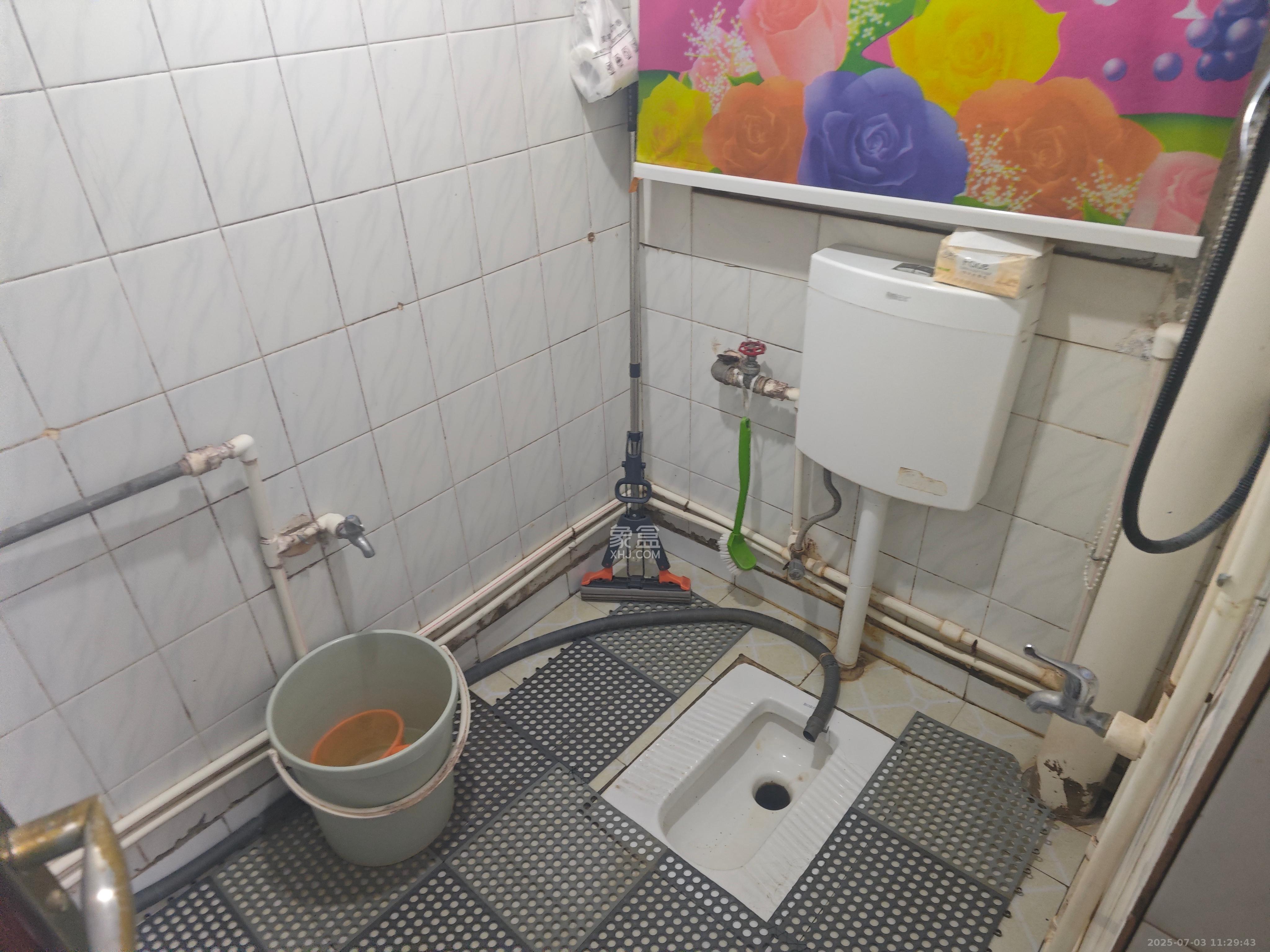 东文庙坪 2室1厅1卫 2200.0元/月 东文庙坪 2室1厅1卫 2200.0元/月室内图