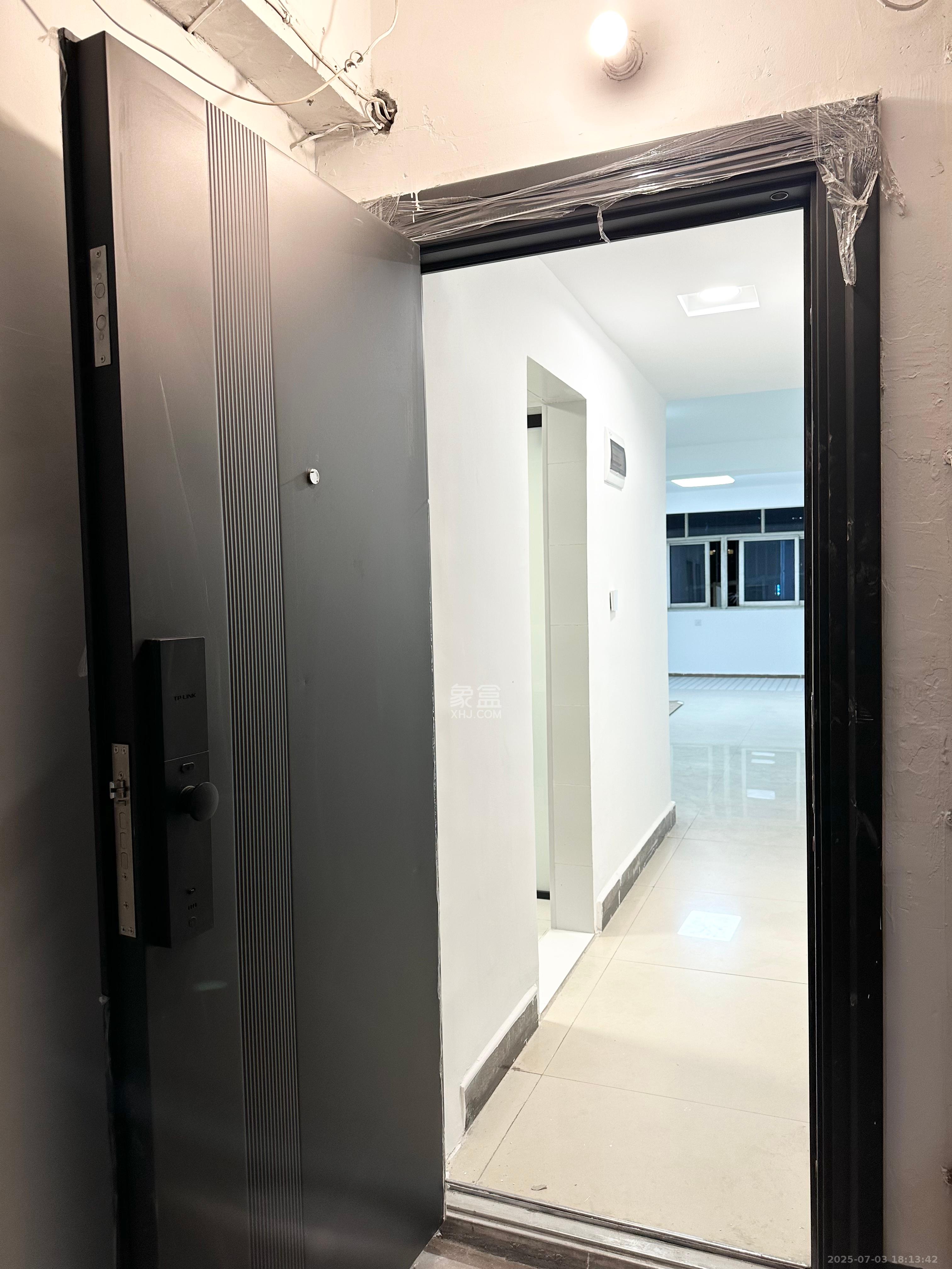 西湖新村  2室1厅1卫   2500.00元/月室内图
