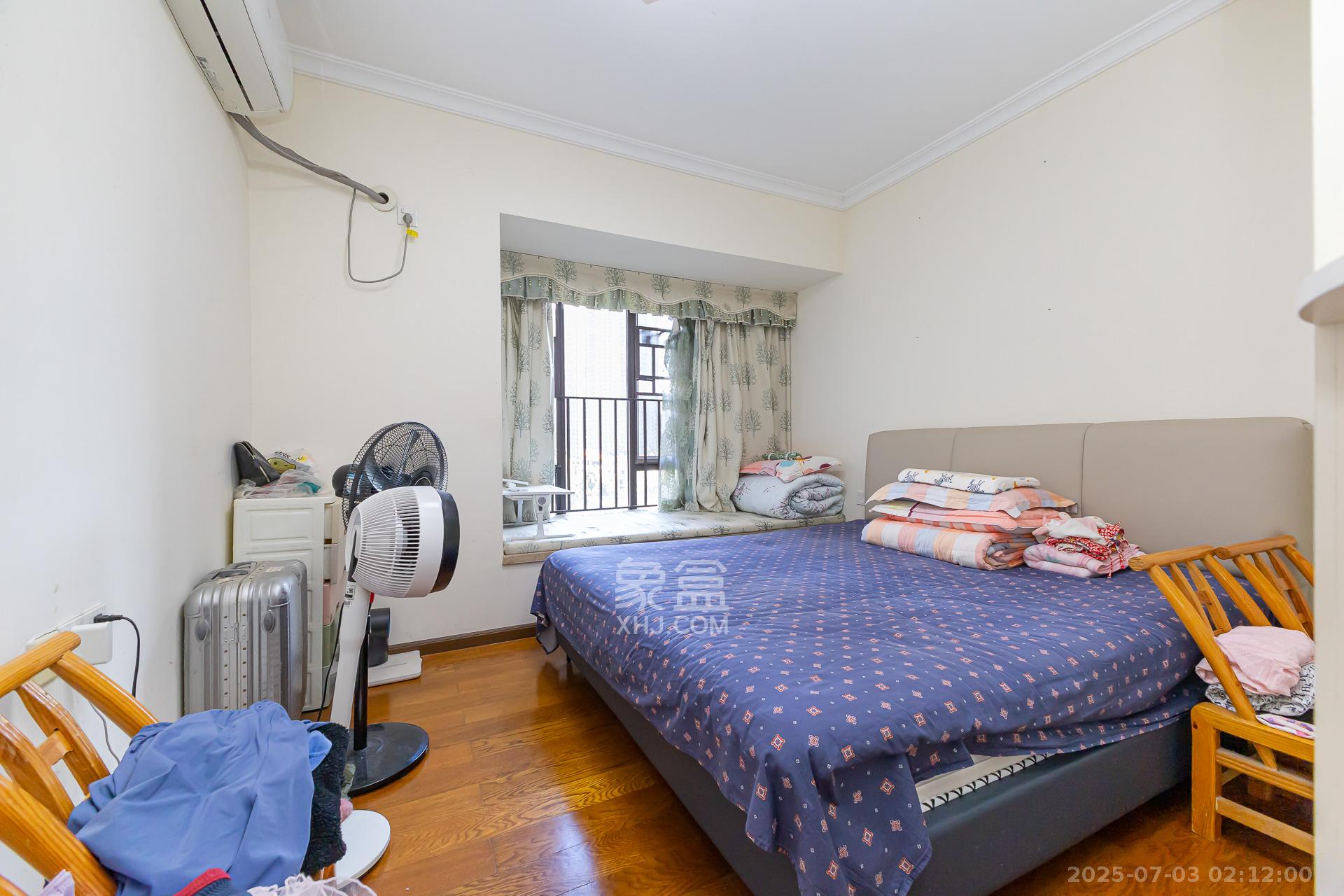 时代倾城一期 1室2厅1卫 85.0万 时代倾城一期 1室2厅1卫 85.0万卧室