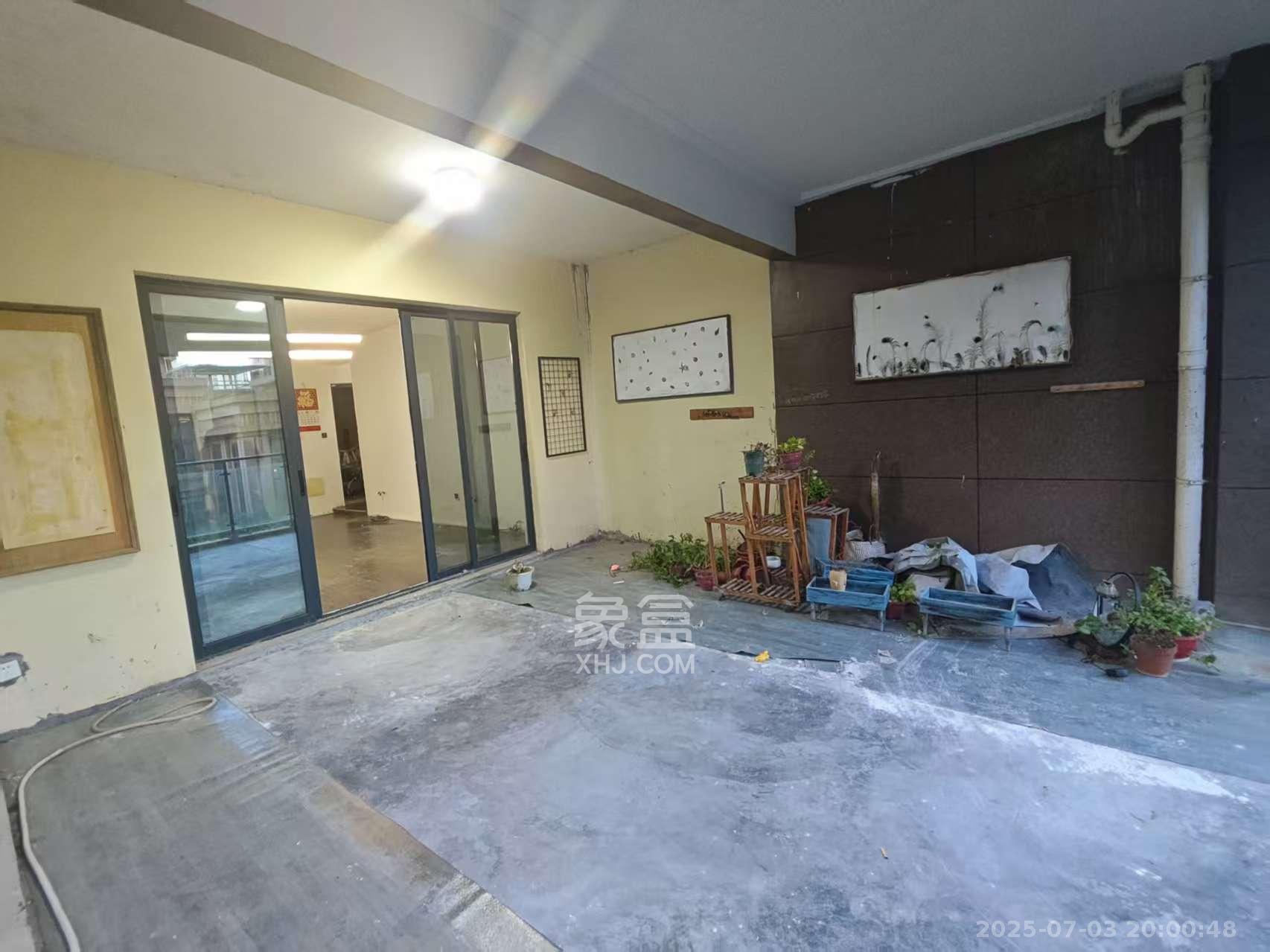 中建梅溪湖中心 4室2厅3卫 4000.0元/月 中建梅溪湖中心 4室2厅3卫 4000.0元/月室内图