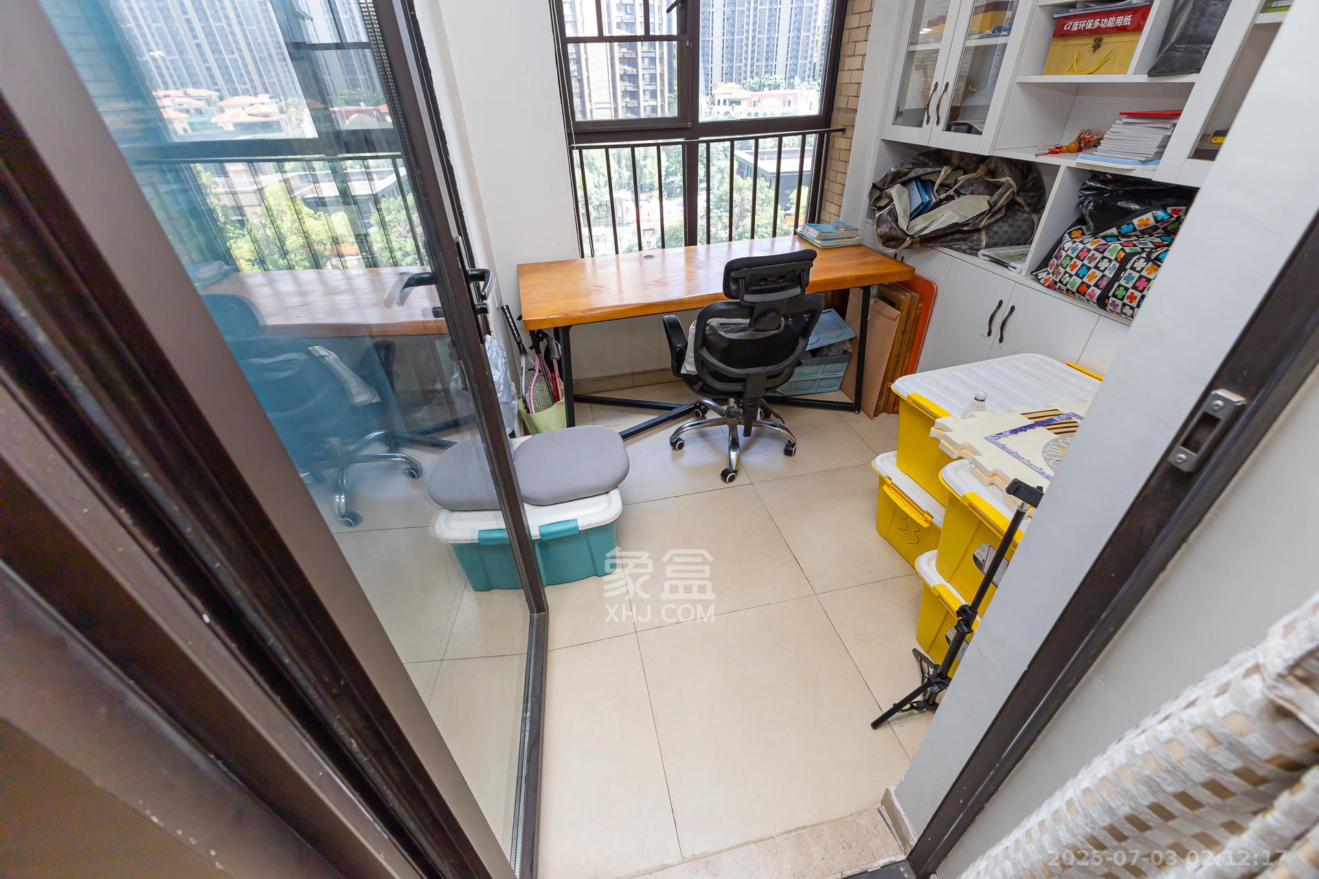 时代倾城一期 1室2厅1卫 85.0万 时代倾城一期 1室2厅1卫 85.0万卧室