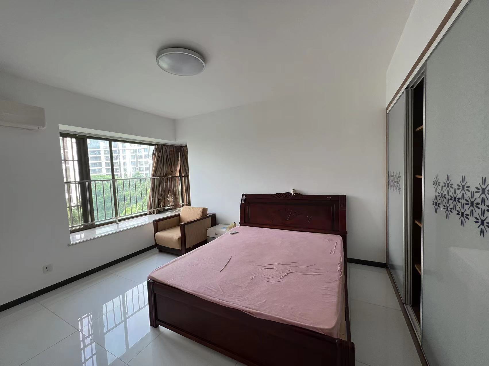 紫园A区  3室2厅2卫    4000.0元/月 紫园A区  3室2厅2卫    4000.0元/月室内图