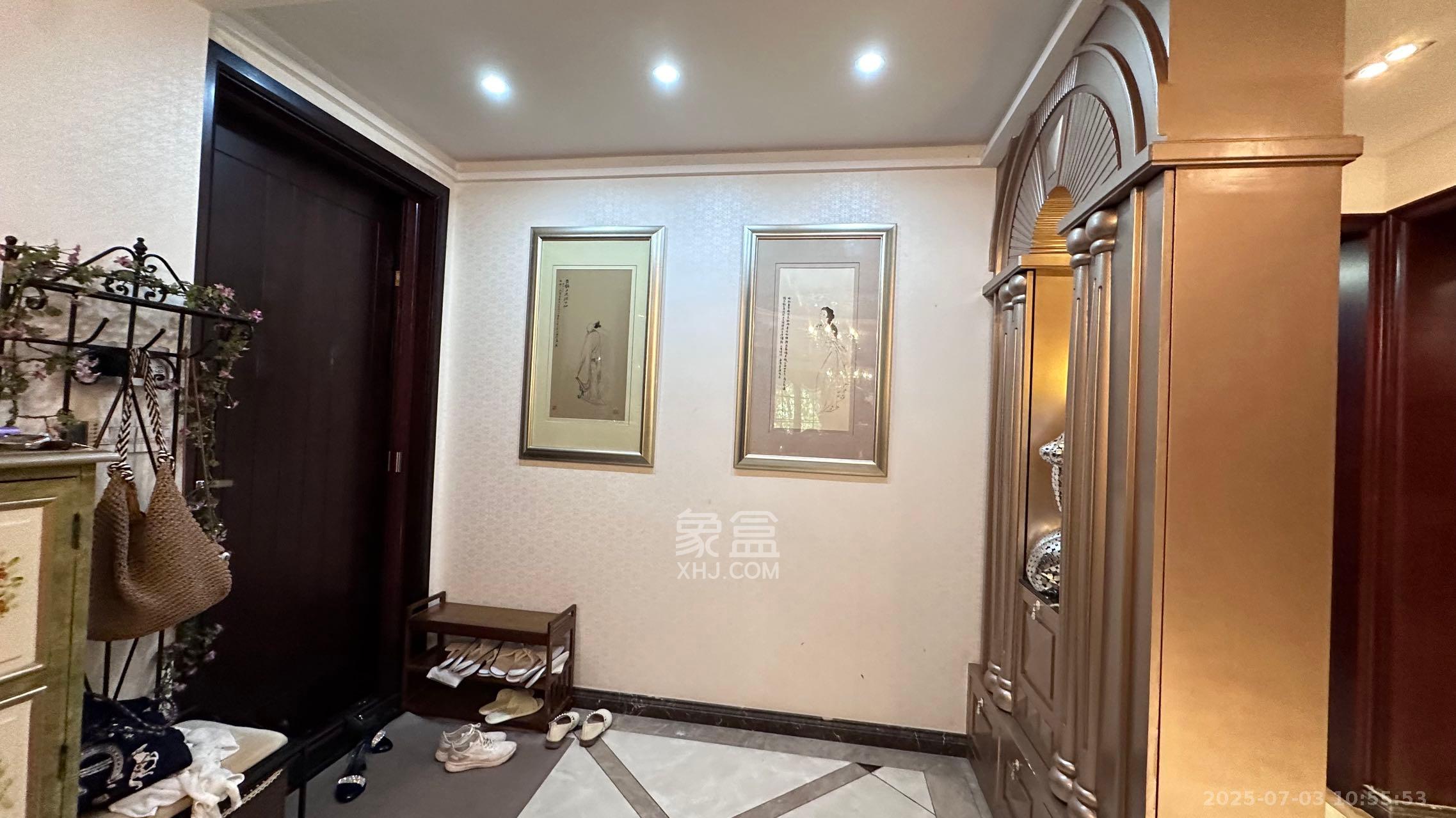 融科檀香山(融科紫檀、香山国际)  2室2厅2卫    5500.0元/月 融科檀香山(融科紫檀、香山国际)  2室2厅2卫    5500.0元/月室内图