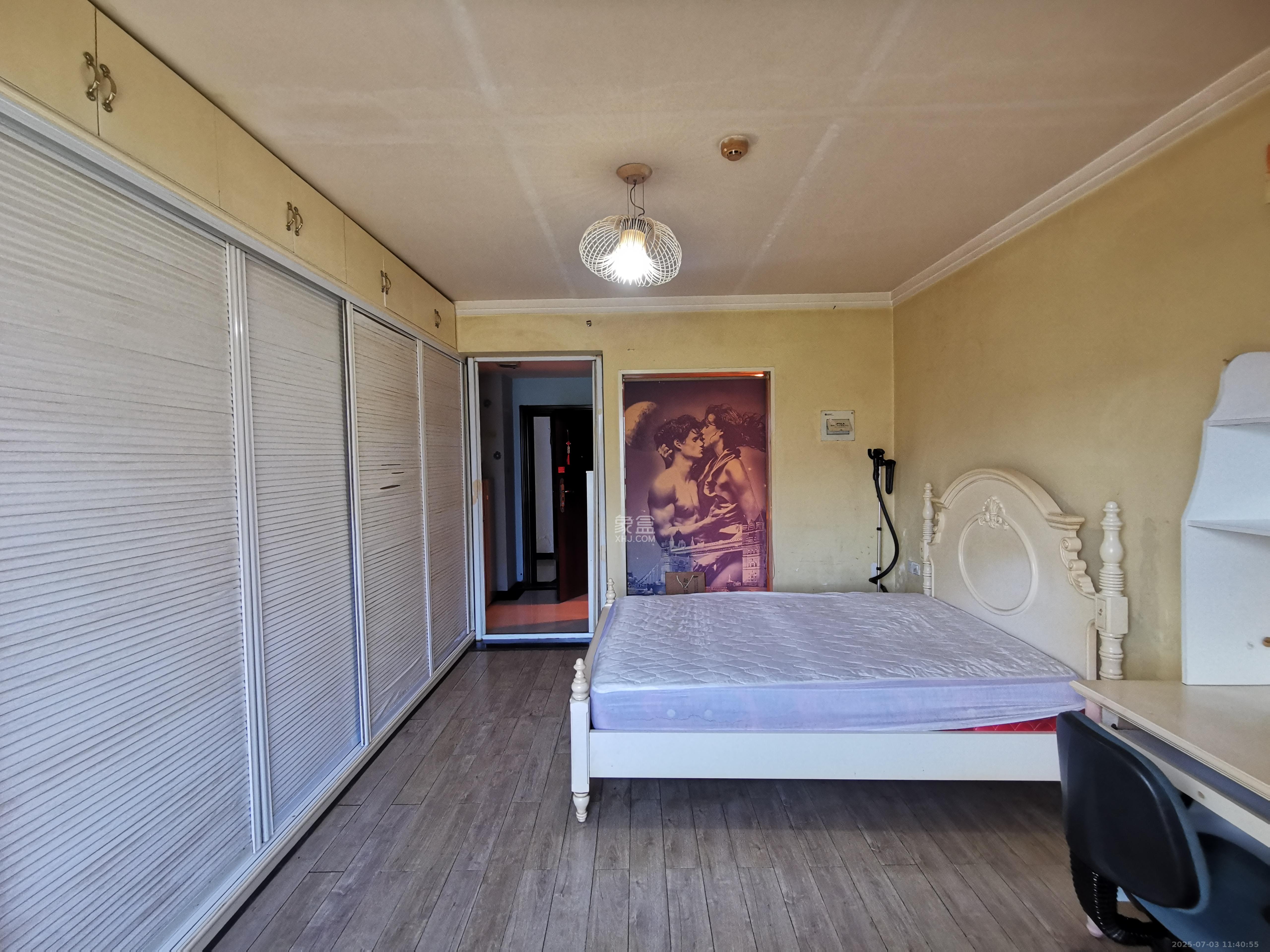 标志商务中心  1室1厅1卫    1200.0元/月 标志商务中心  1室1厅1卫    1200.0元/月室内图