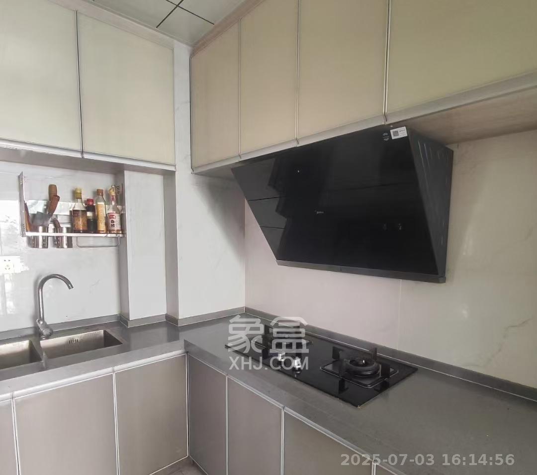 燕珑新寓  2室1厅1卫   2400.00元/月室内图