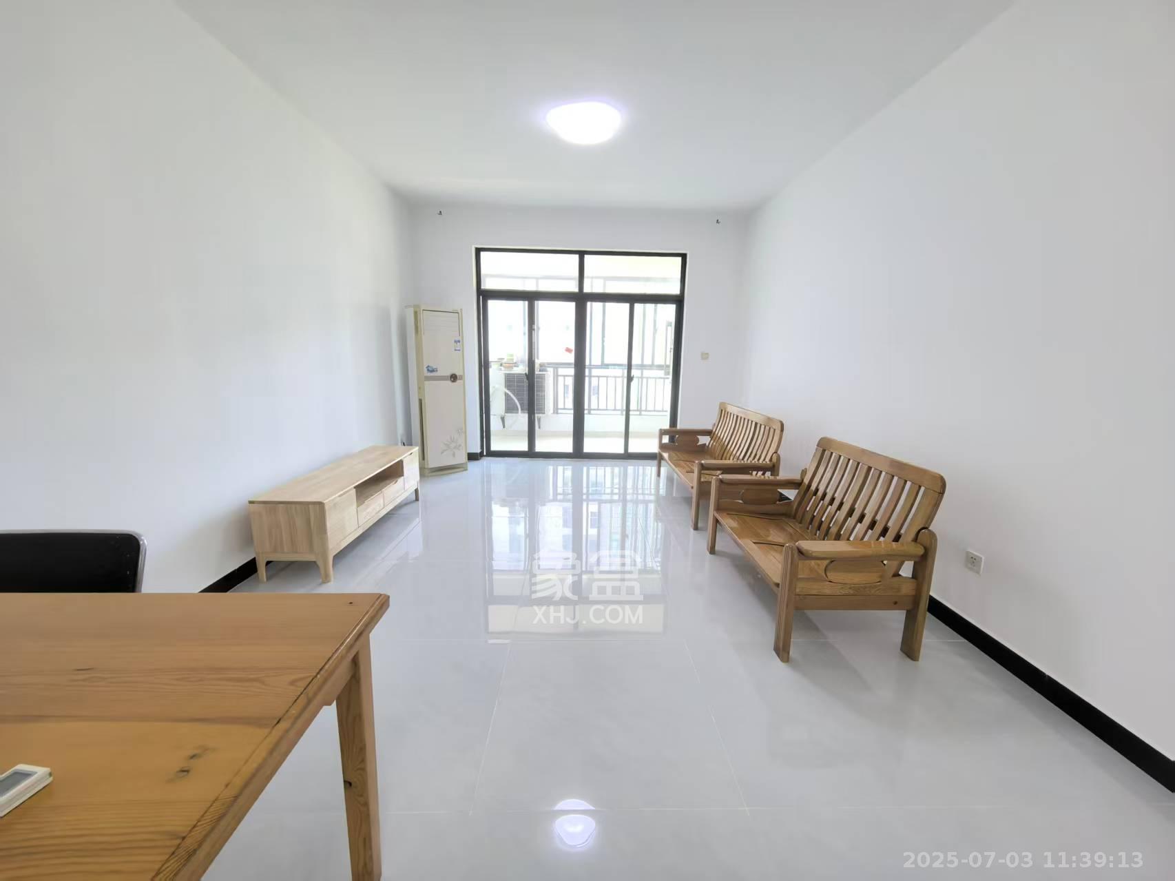 长大彩虹都  3室2厅2卫    2500.0元/月 长大彩虹都  3室2厅2卫    2500.0元/月