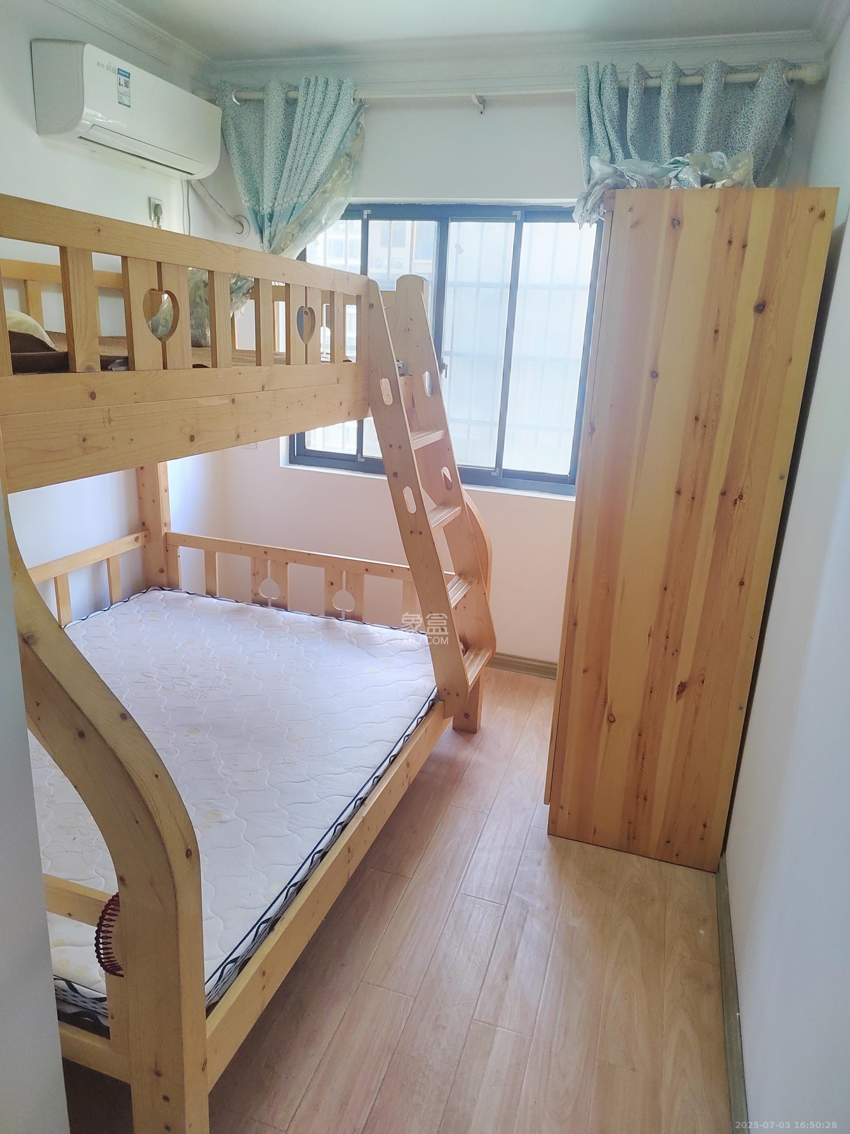 山水新城  2室2厅1卫   1800.00元/月室内图