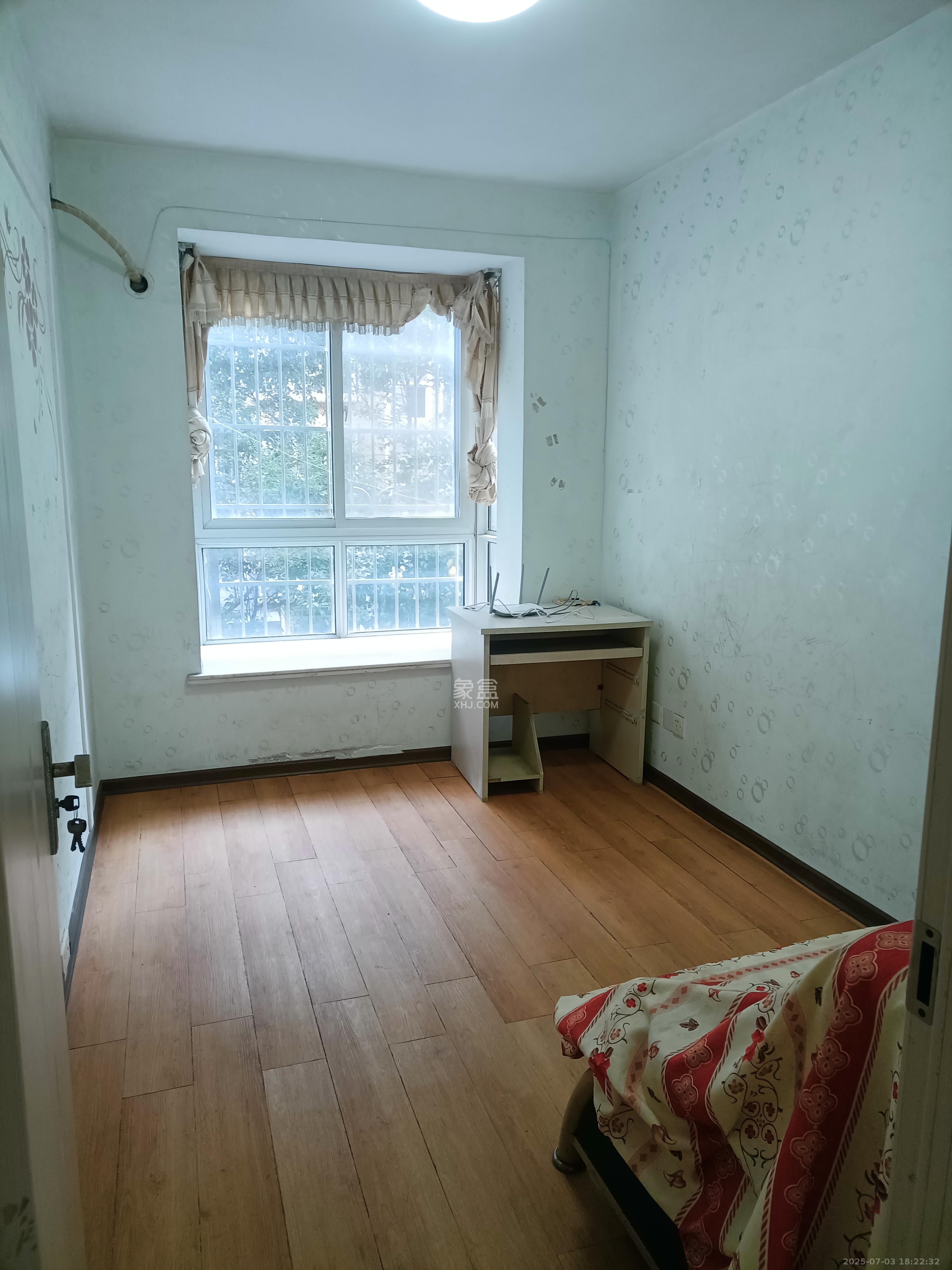 绿洲景芳  3室2厅1卫    2000.0元/月 绿洲景芳  3室2厅1卫    2000.0元/月室内图